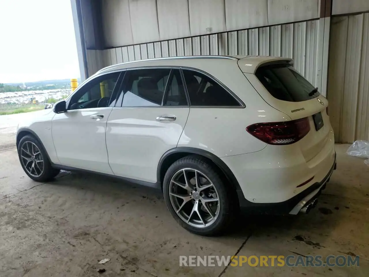 2 Photograph of a damaged car W1N0G6EB3NV345924 MERCEDES-BENZ GLC-CLASS 2022