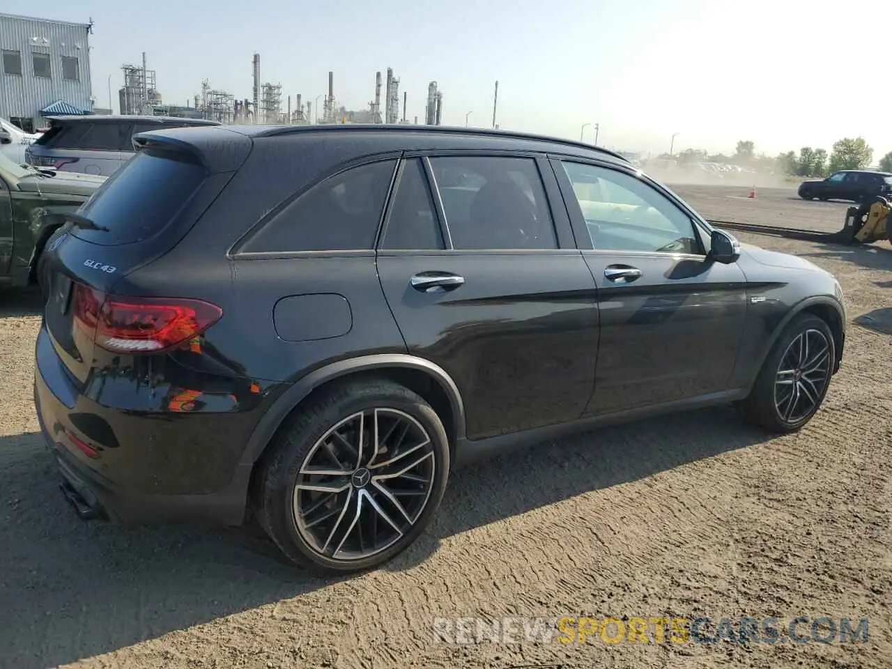 3 Photograph of a damaged car W1N0G6EB4NV370816 MERCEDES-BENZ GLC-CLASS 2022