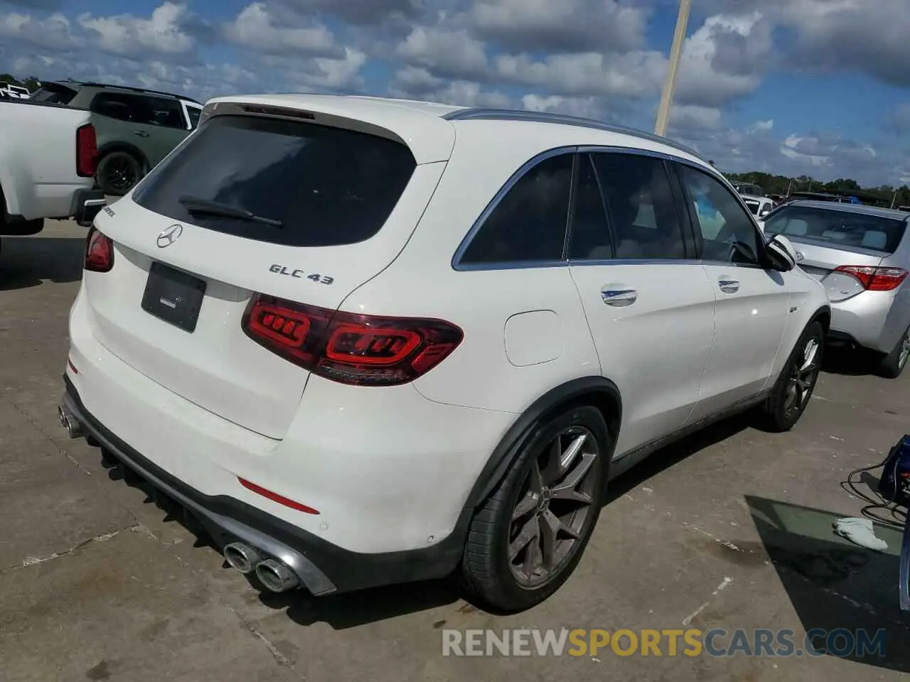 3 Photograph of a damaged car W1N0G6EB7NV397640 MERCEDES-BENZ GLC-CLASS 2022