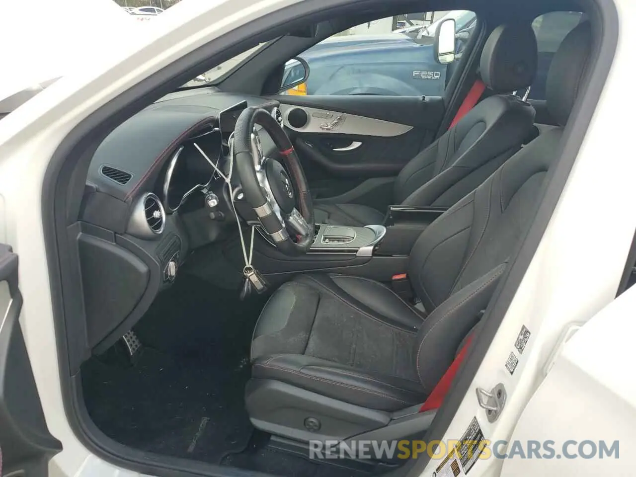7 Photograph of a damaged car W1N0G6EB7NV397640 MERCEDES-BENZ GLC-CLASS 2022
