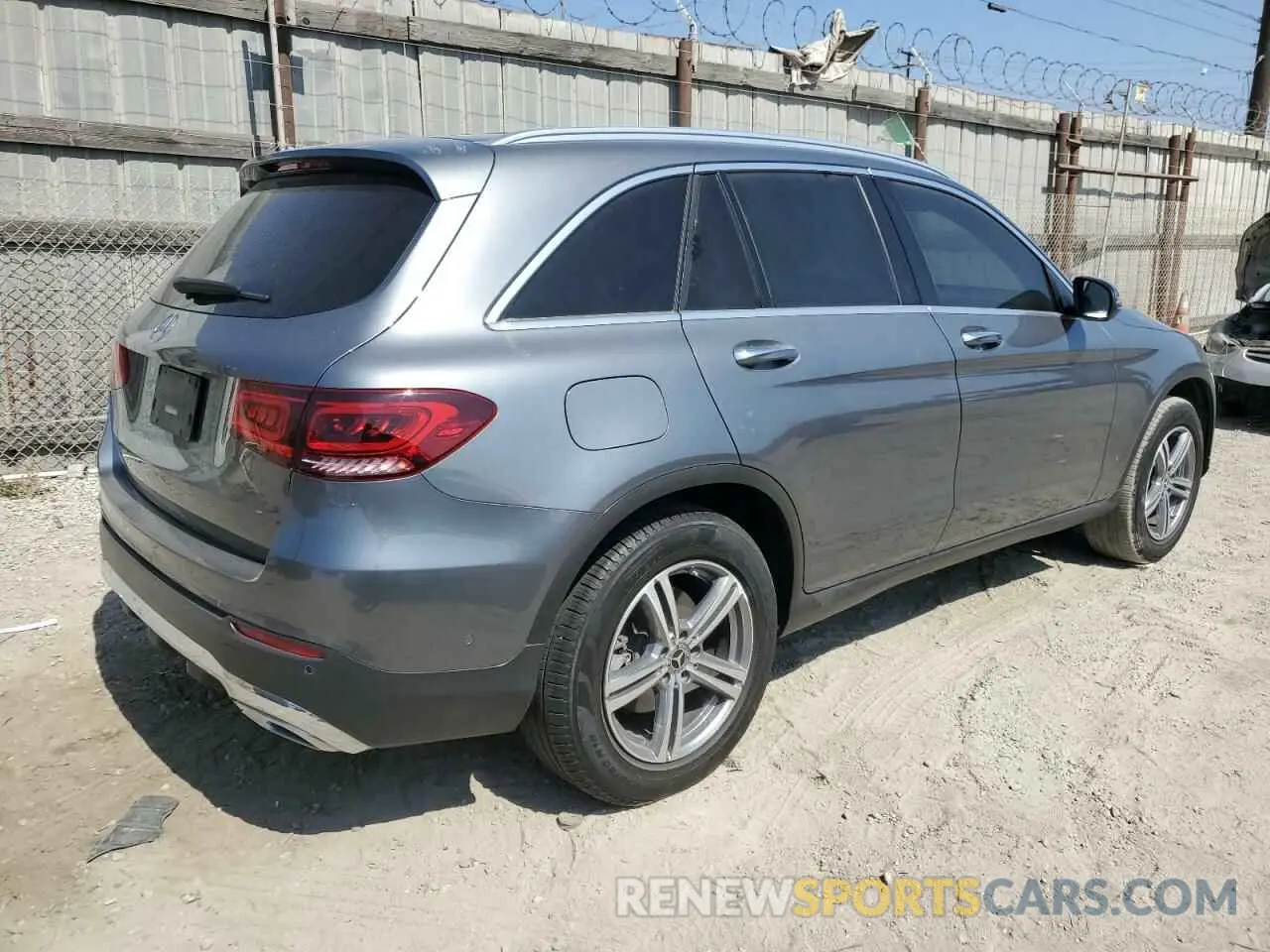 3 Photograph of a damaged car W1N0G8DB0NV347143 MERCEDES-BENZ GLC-CLASS 2022