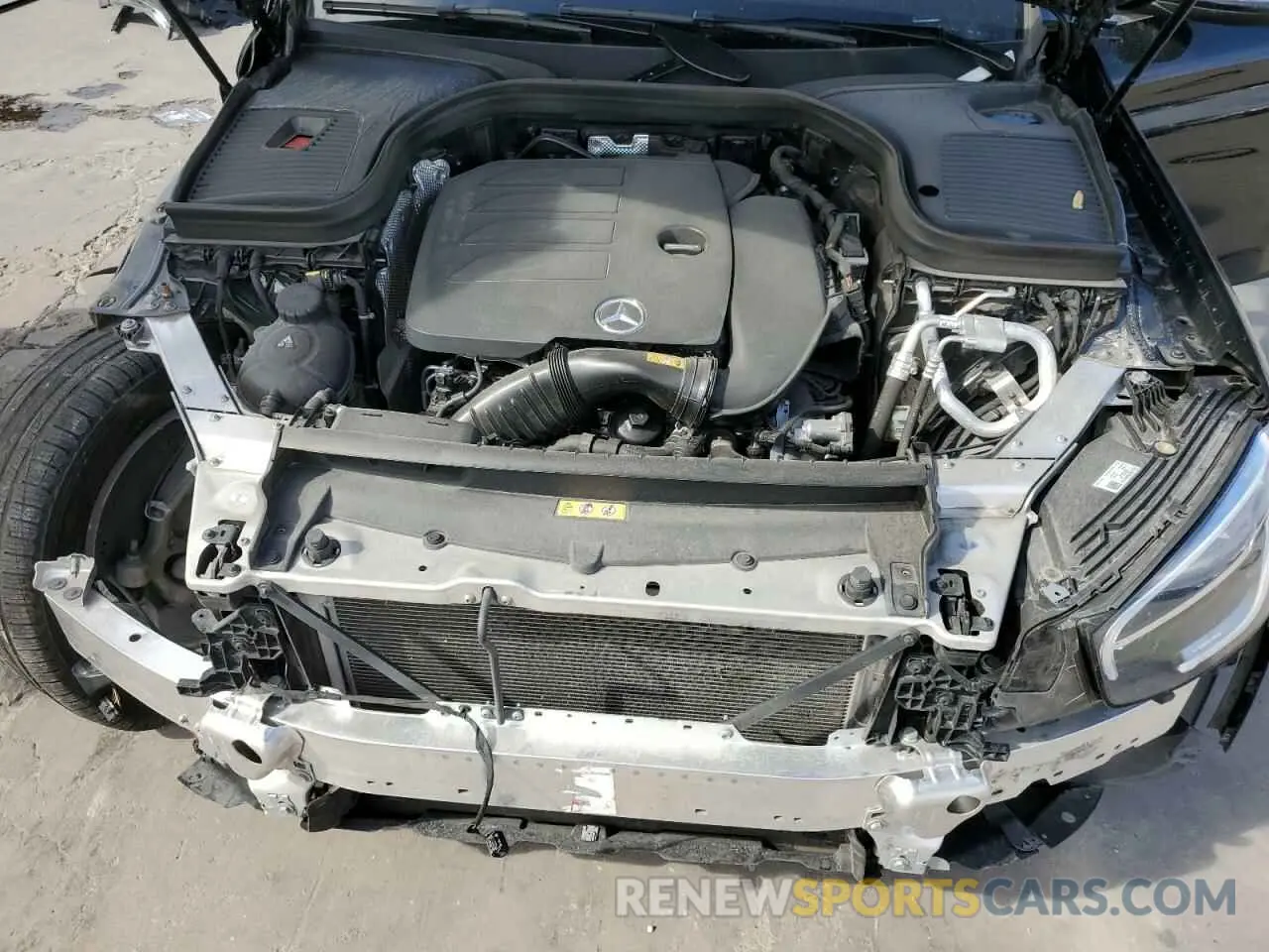 12 Photograph of a damaged car W1N0G8DB1NV329119 MERCEDES-BENZ GLC-CLASS 2022