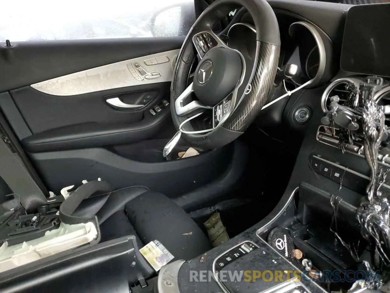 8 Photograph of a damaged car W1N0G8DB2NG042716 MERCEDES-BENZ GLC-CLASS 2022