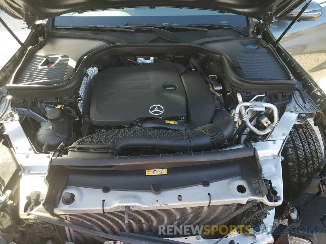 13 Photograph of a damaged car W1N0G8DB2NV351081 MERCEDES-BENZ GLC-CLASS 2022