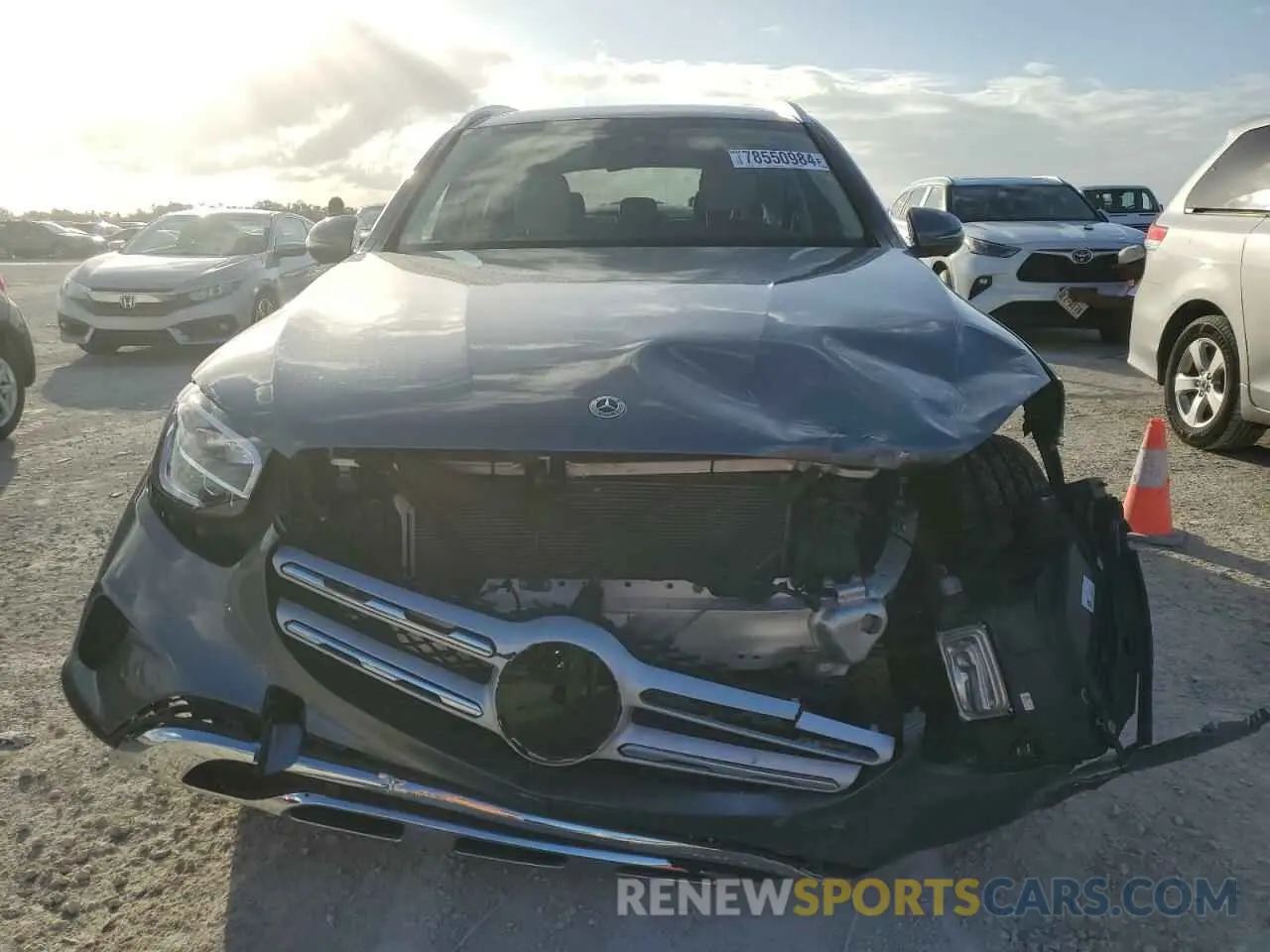 5 Photograph of a damaged car W1N0G8DB2NV351081 MERCEDES-BENZ GLC-CLASS 2022