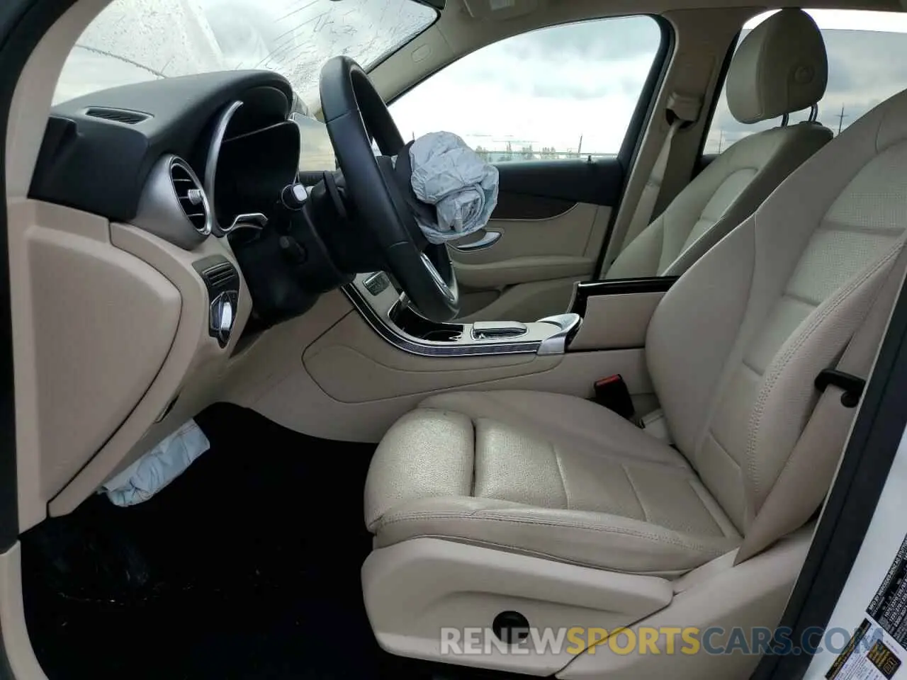 7 Photograph of a damaged car W1N0G8DB3NG098423 MERCEDES-BENZ GLC-CLASS 2022