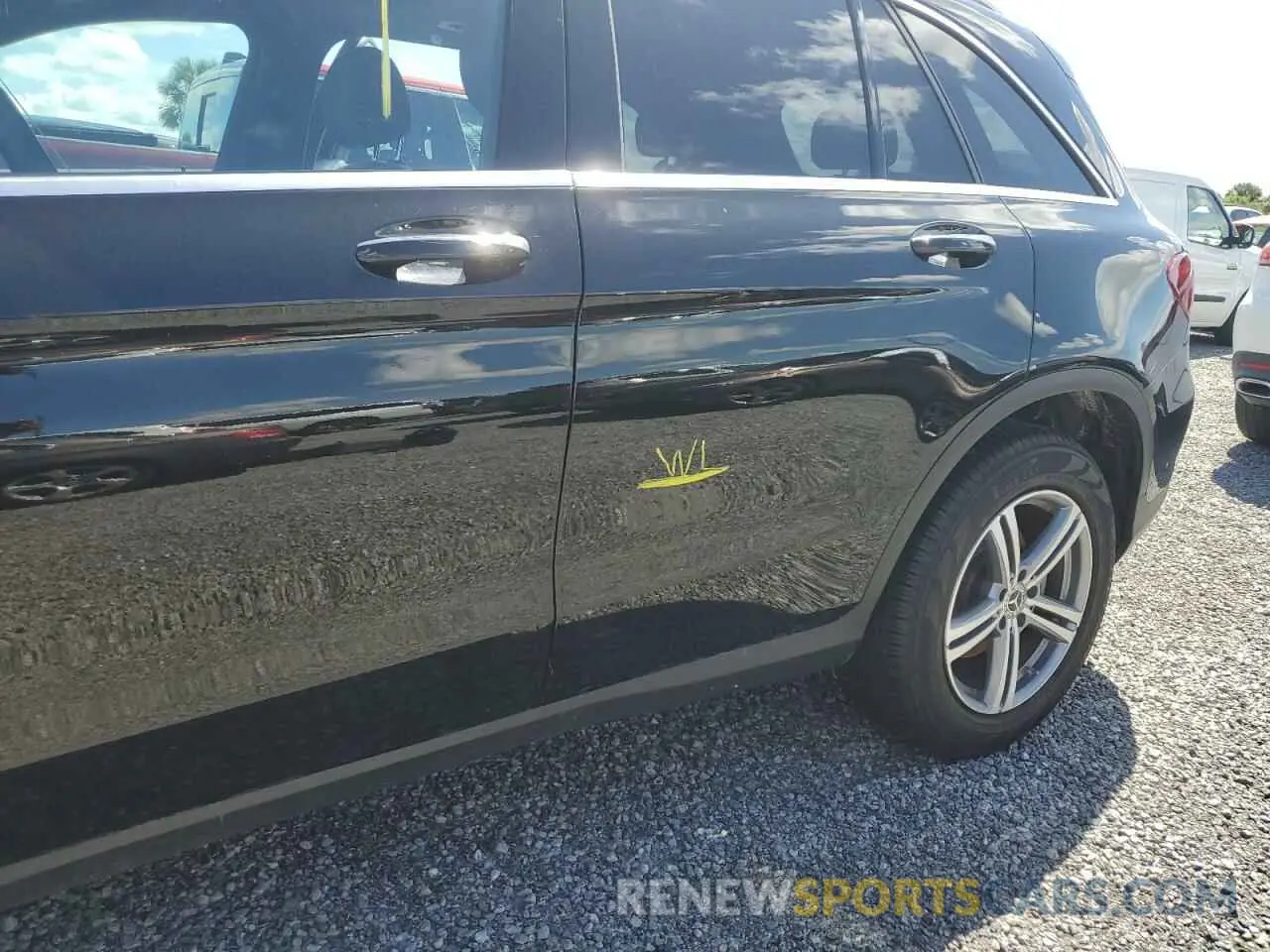 13 Photograph of a damaged car W1N0G8DB3NV388270 MERCEDES-BENZ GLC-CLASS 2022