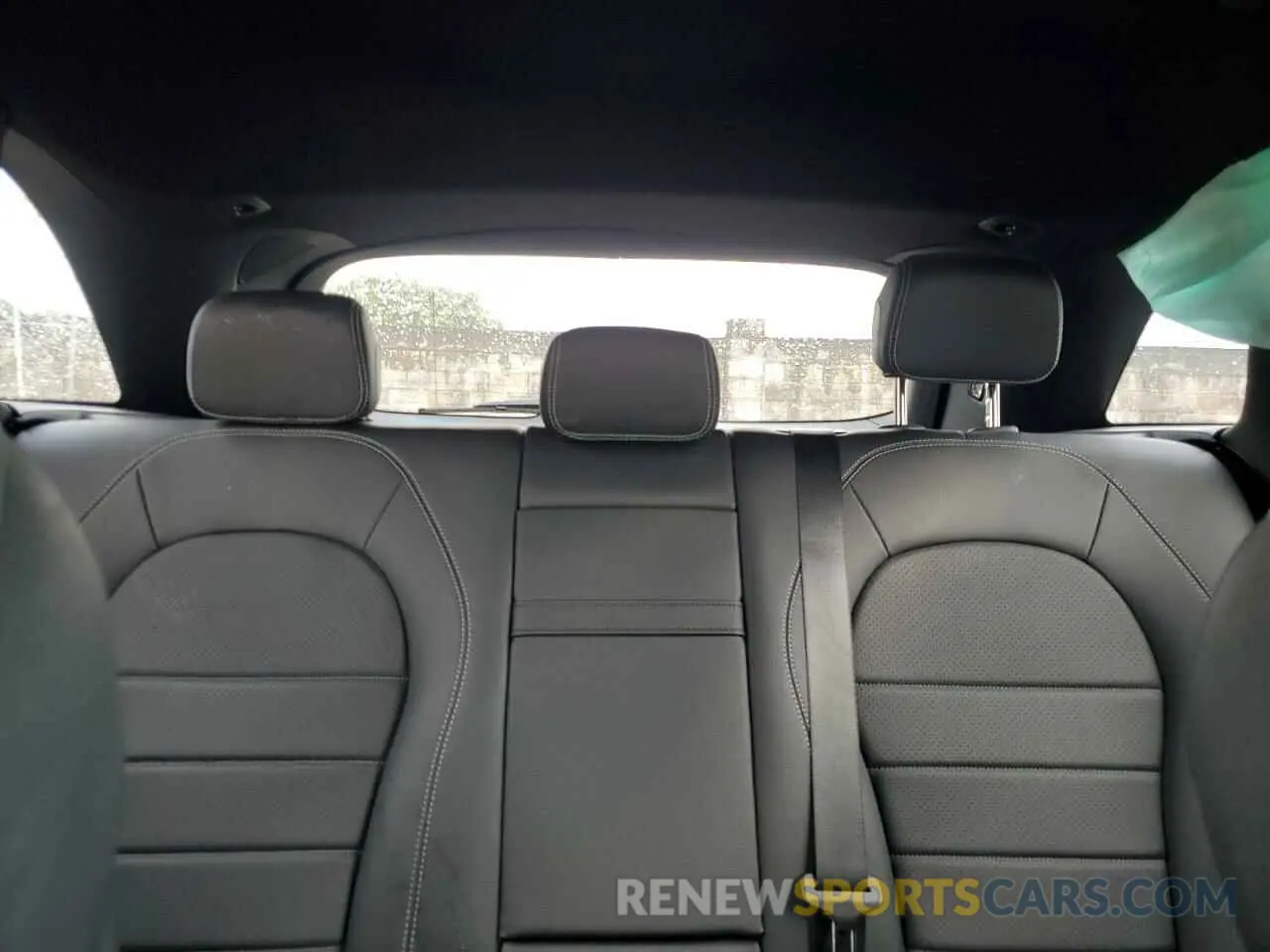 10 Photograph of a damaged car W1N0G8DB4NG080996 MERCEDES-BENZ GLC-CLASS 2022