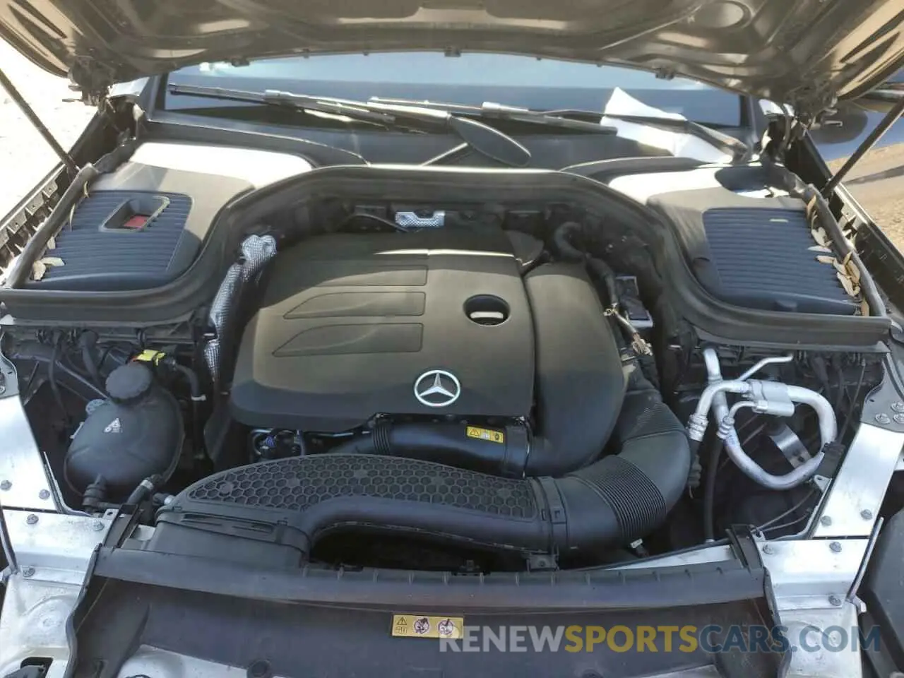 12 Photograph of a damaged car W1N0G8DB4NV326568 MERCEDES-BENZ GLC-CLASS 2022