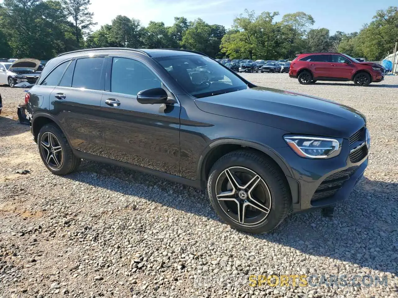 4 Photograph of a damaged car W1N0G8DB4NV326568 MERCEDES-BENZ GLC-CLASS 2022