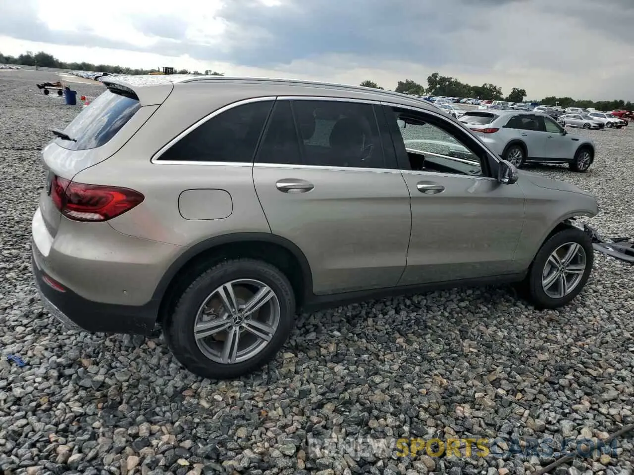 3 Photograph of a damaged car W1N0G8DB4NV384292 MERCEDES-BENZ GLC-CLASS 2022