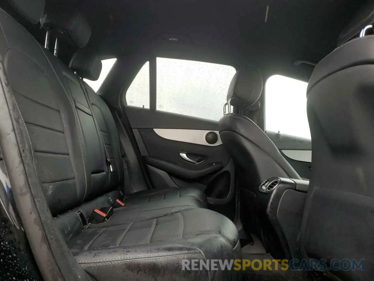 10 Photograph of a damaged car W1N0G8DB7NG078692 MERCEDES-BENZ GLC-CLASS 2022