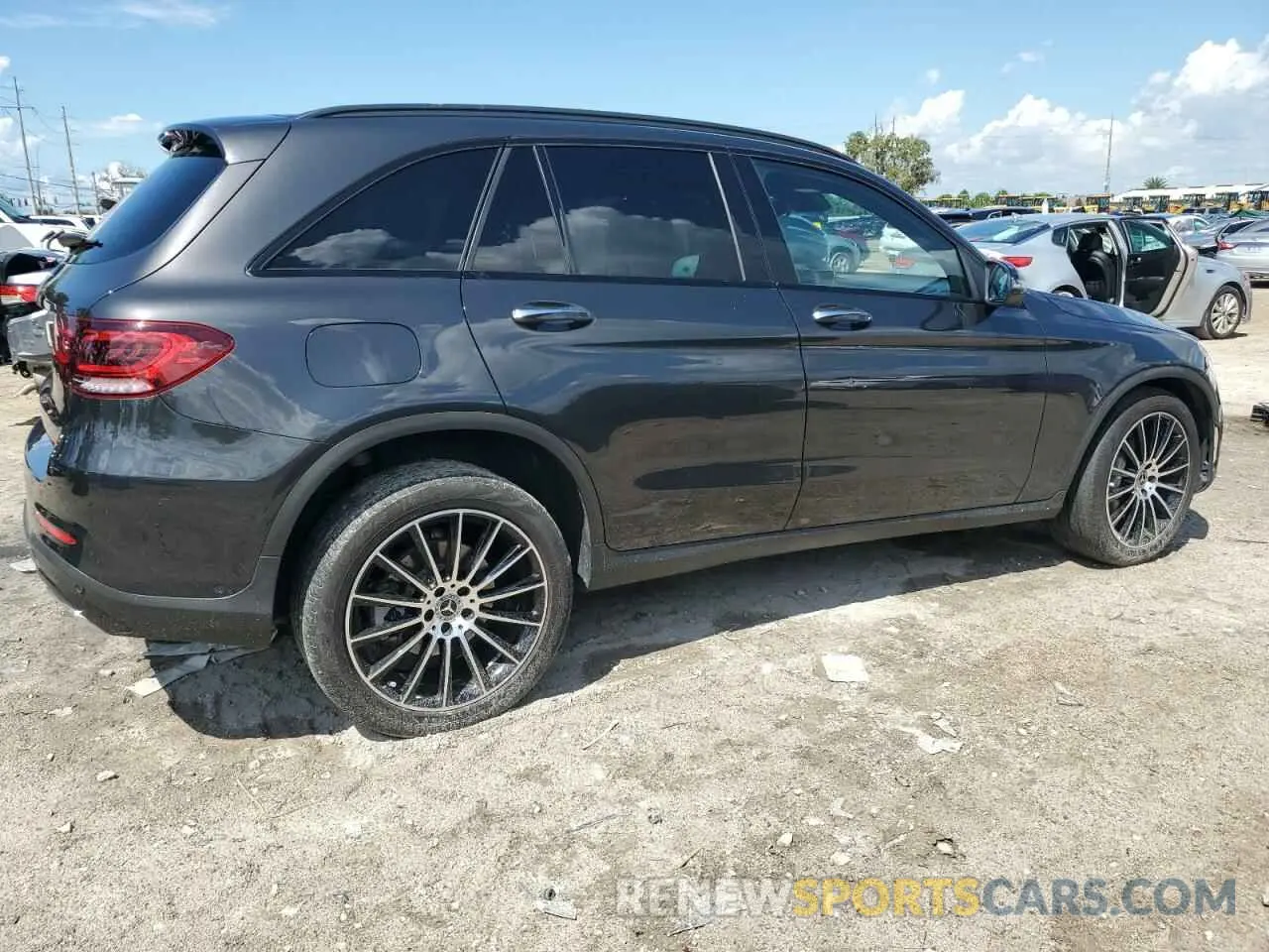 3 Photograph of a damaged car W1N0G8DB7NV338052 MERCEDES-BENZ GLC-CLASS 2022
