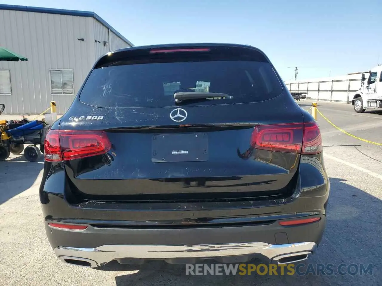 6 Photograph of a damaged car W1N0G8DB7NV399997 MERCEDES-BENZ GLC-CLASS 2022