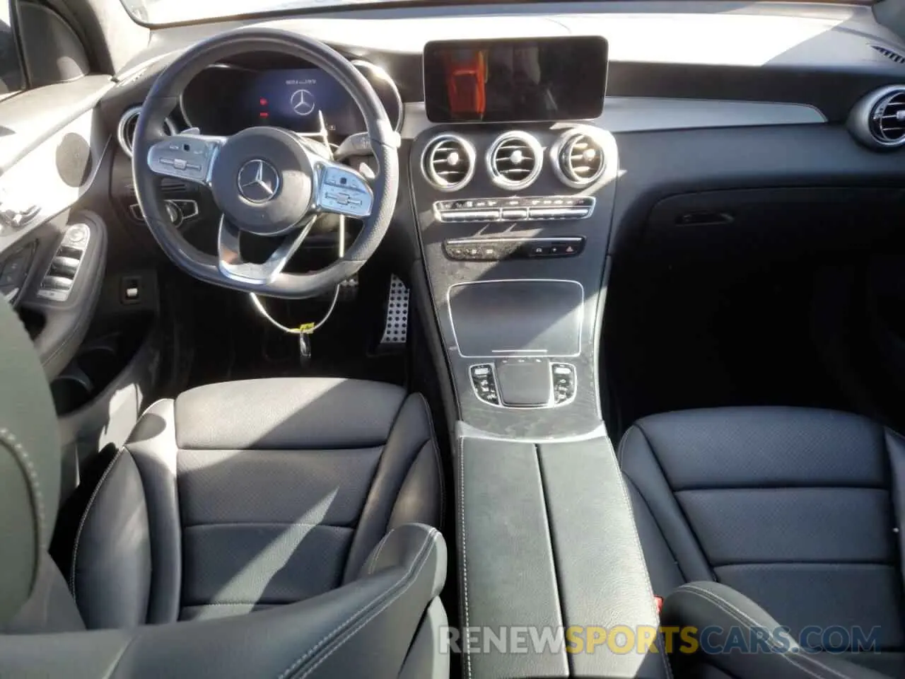 8 Photograph of a damaged car W1N0G8DB8NG058810 MERCEDES-BENZ GLC-CLASS 2022