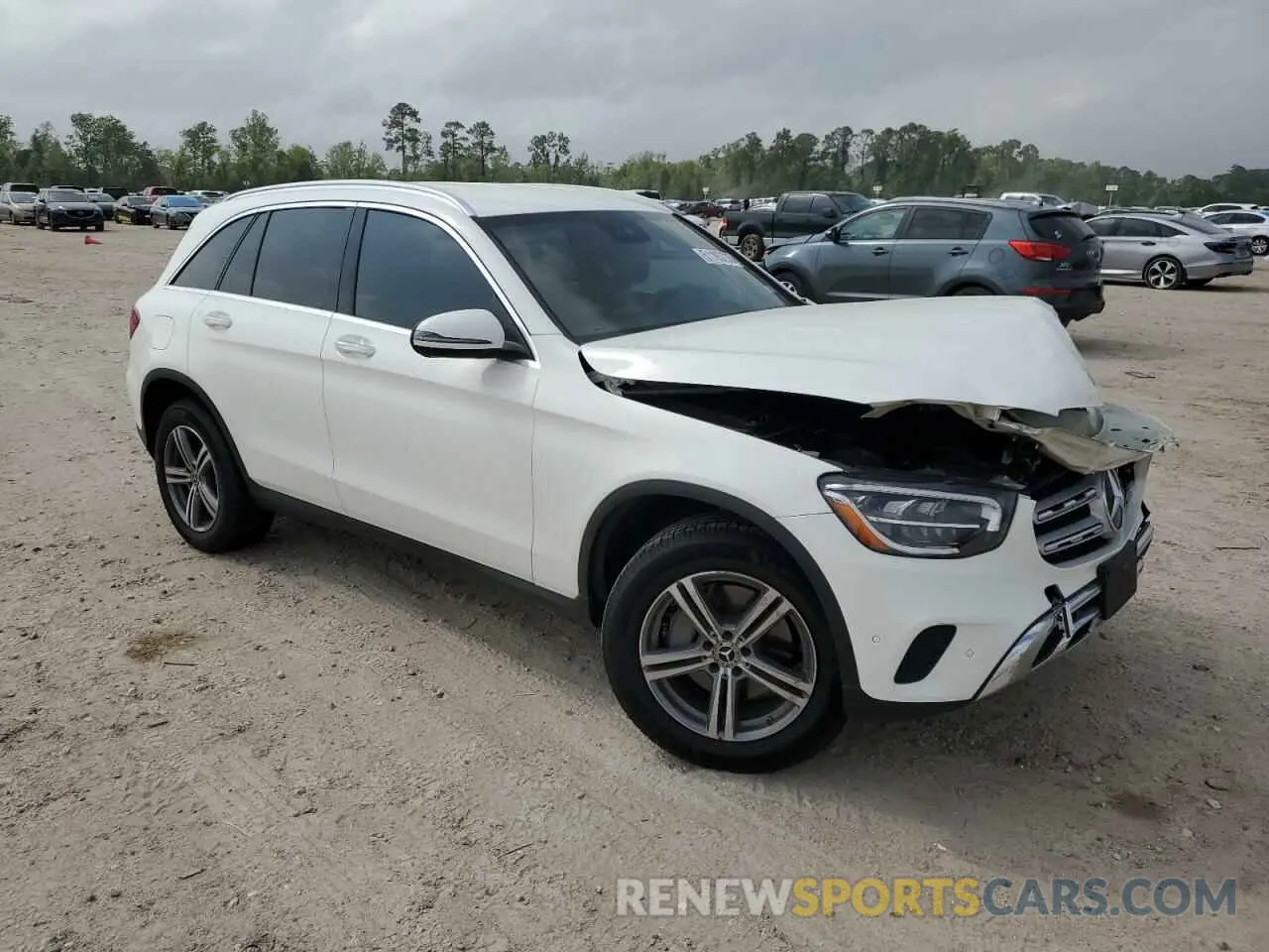 4 Photograph of a damaged car W1N0G8DB8NV336214 MERCEDES-BENZ GLC-CLASS 2022