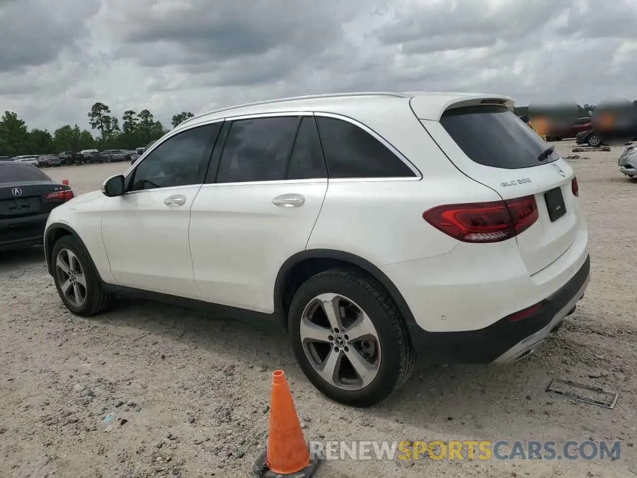 2 Photograph of a damaged car W1N0G8DB8NV349870 MERCEDES-BENZ GLC-CLASS 2022