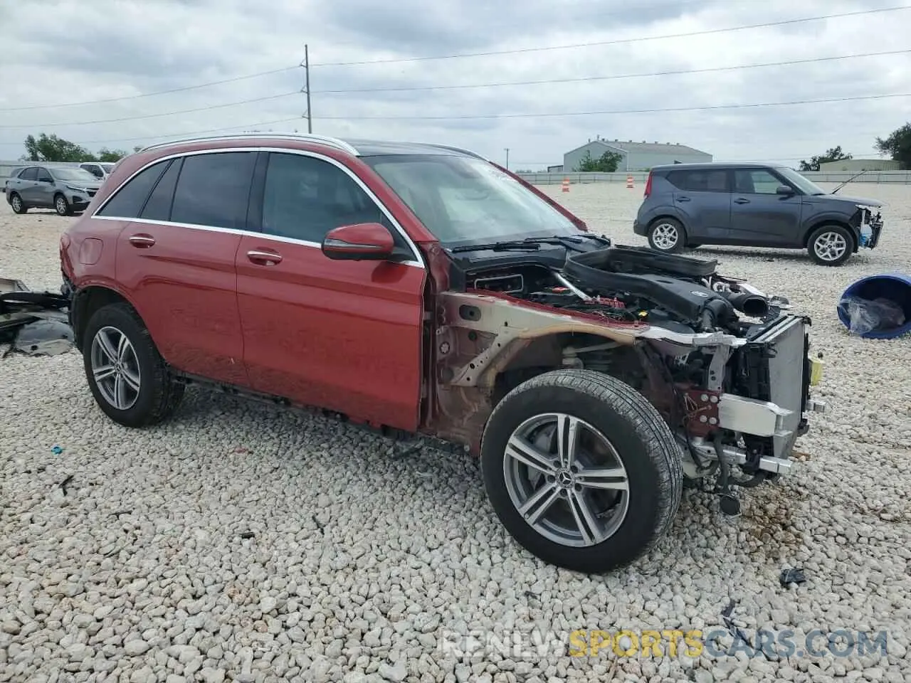 4 Photograph of a damaged car W1N0G8DB8NV389091 MERCEDES-BENZ GLC-CLASS 2022