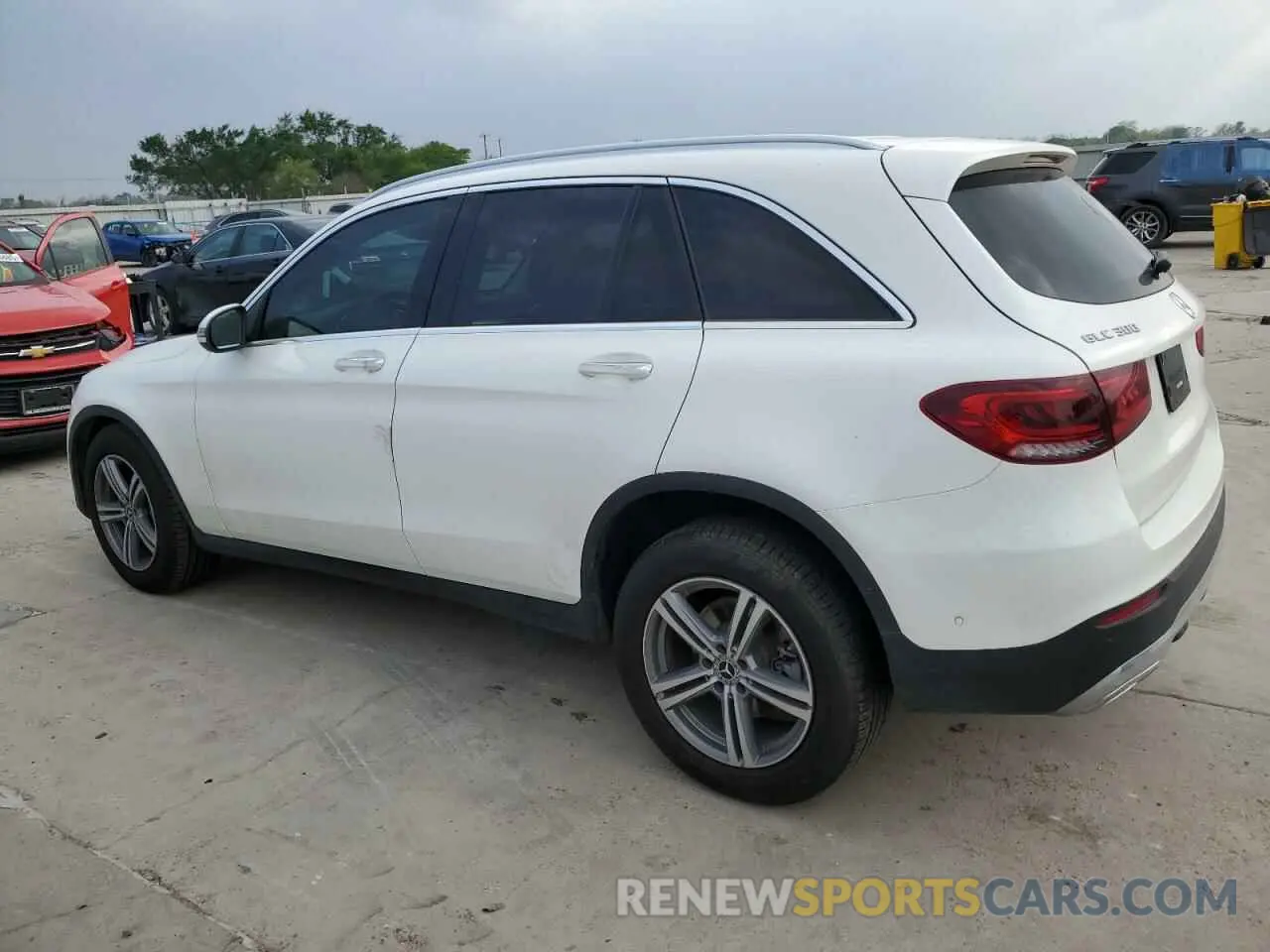 2 Photograph of a damaged car W1N0G8DB8NV393206 MERCEDES-BENZ GLC-CLASS 2022