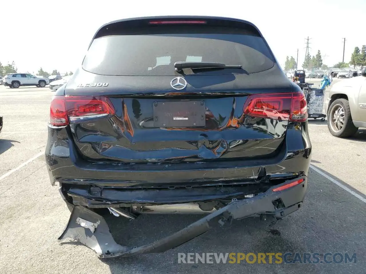 6 Photograph of a damaged car W1N0G8DB9NG110994 MERCEDES-BENZ GLC-CLASS 2022
