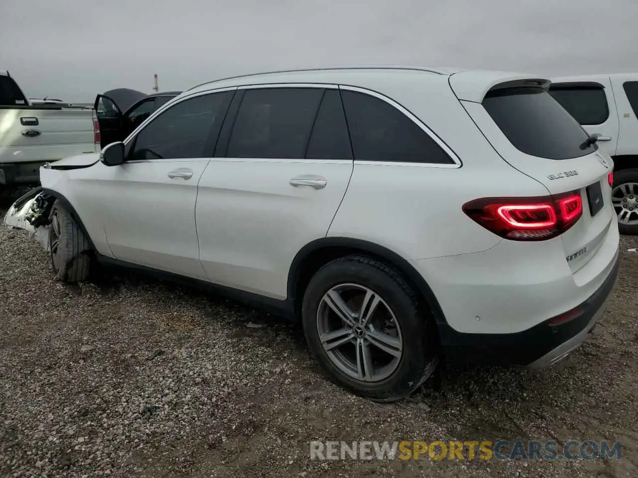 2 Photograph of a damaged car W1N0G8DB9NV366323 MERCEDES-BENZ GLC-CLASS 2022