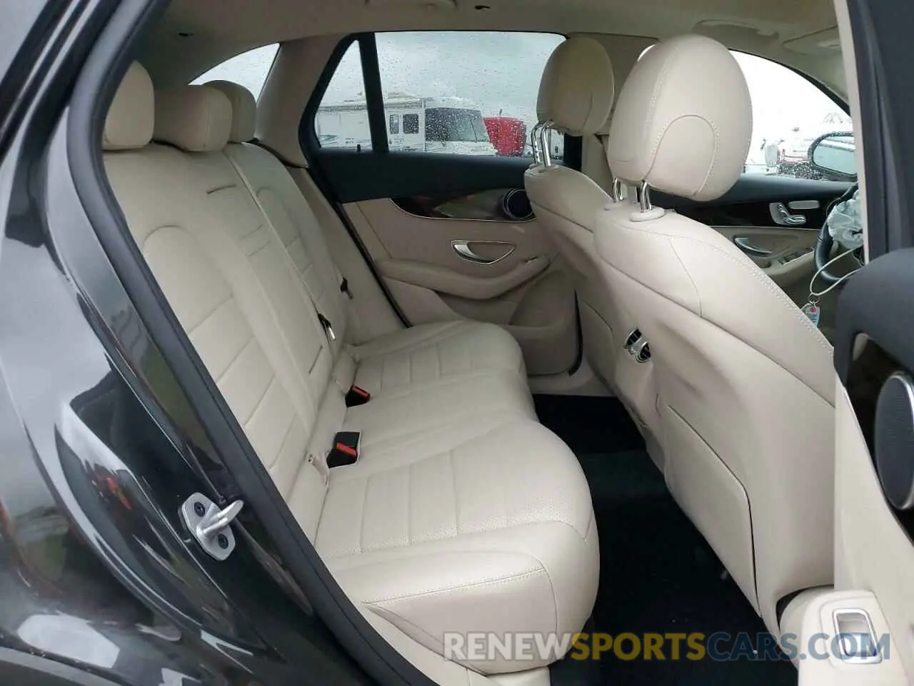 10 Photograph of a damaged car W1N0G8DB9NV388421 MERCEDES-BENZ GLC-CLASS 2022