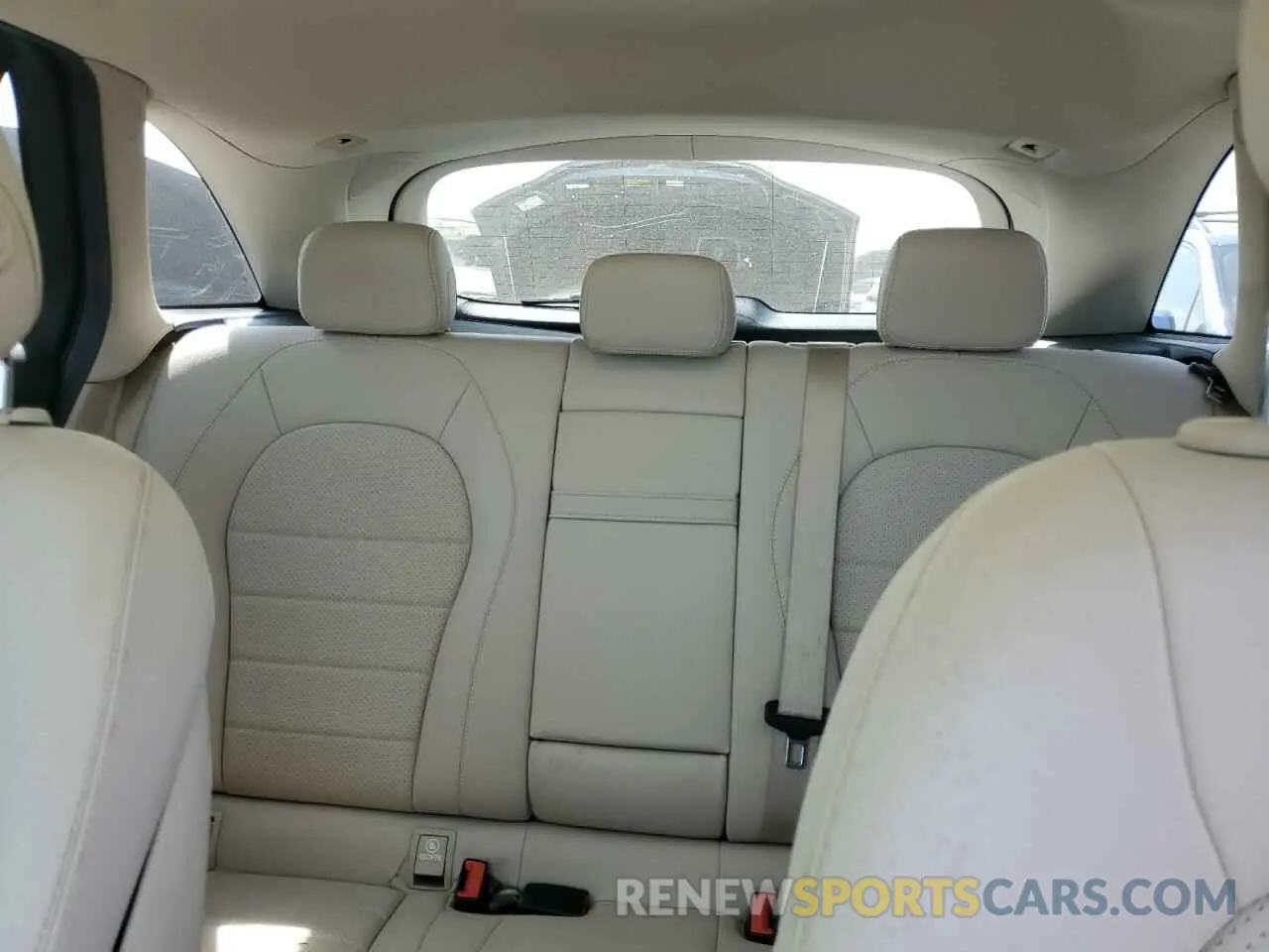 10 Photograph of a damaged car W1N0G8DBXNG043614 MERCEDES-BENZ GLC-CLASS 2022