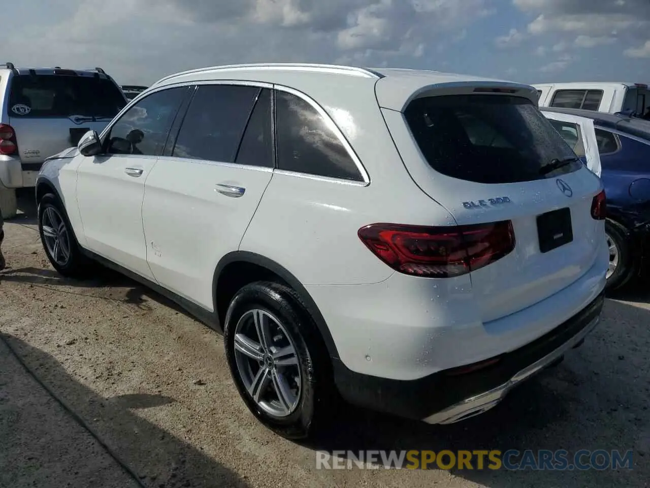 2 Photograph of a damaged car W1N0G8DBXNG043614 MERCEDES-BENZ GLC-CLASS 2022