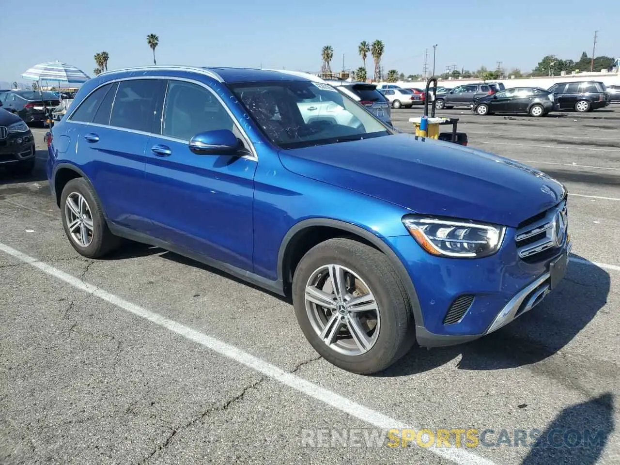 4 Photograph of a damaged car W1N0G8DBXNG065418 MERCEDES-BENZ GLC-CLASS 2022