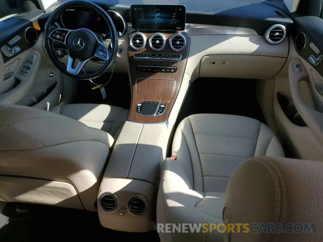 8 Photograph of a damaged car W1N0G8DBXNG065418 MERCEDES-BENZ GLC-CLASS 2022