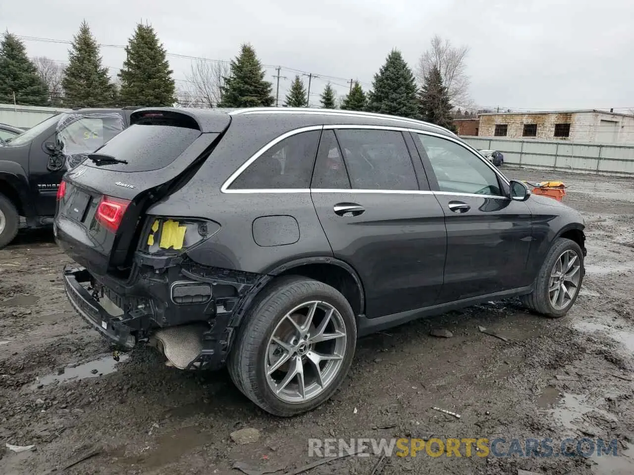 3 Photograph of a damaged car W1N0G8EB0NV383011 MERCEDES-BENZ GLC-CLASS 2022