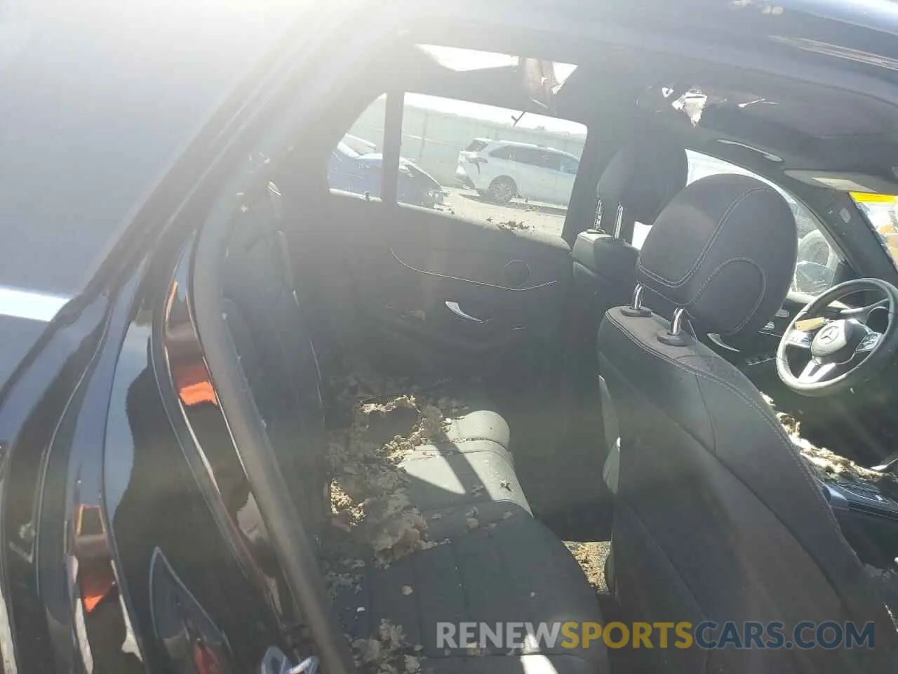 11 Photograph of a damaged car W1N0G8EB1NV371904 MERCEDES-BENZ GLC-CLASS 2022