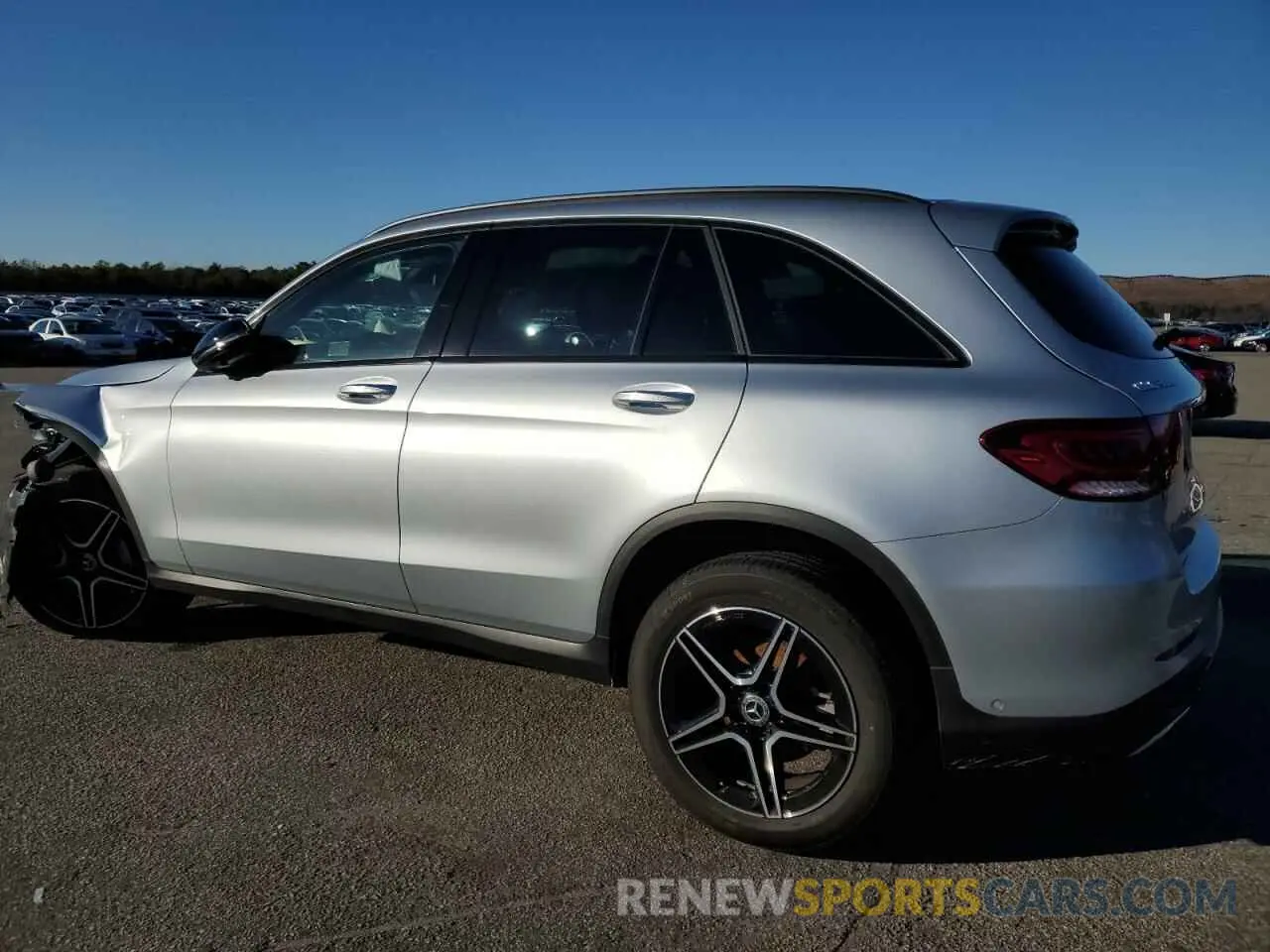 2 Photograph of a damaged car W1N0G8EB2NG082521 MERCEDES-BENZ GLC-CLASS 2022