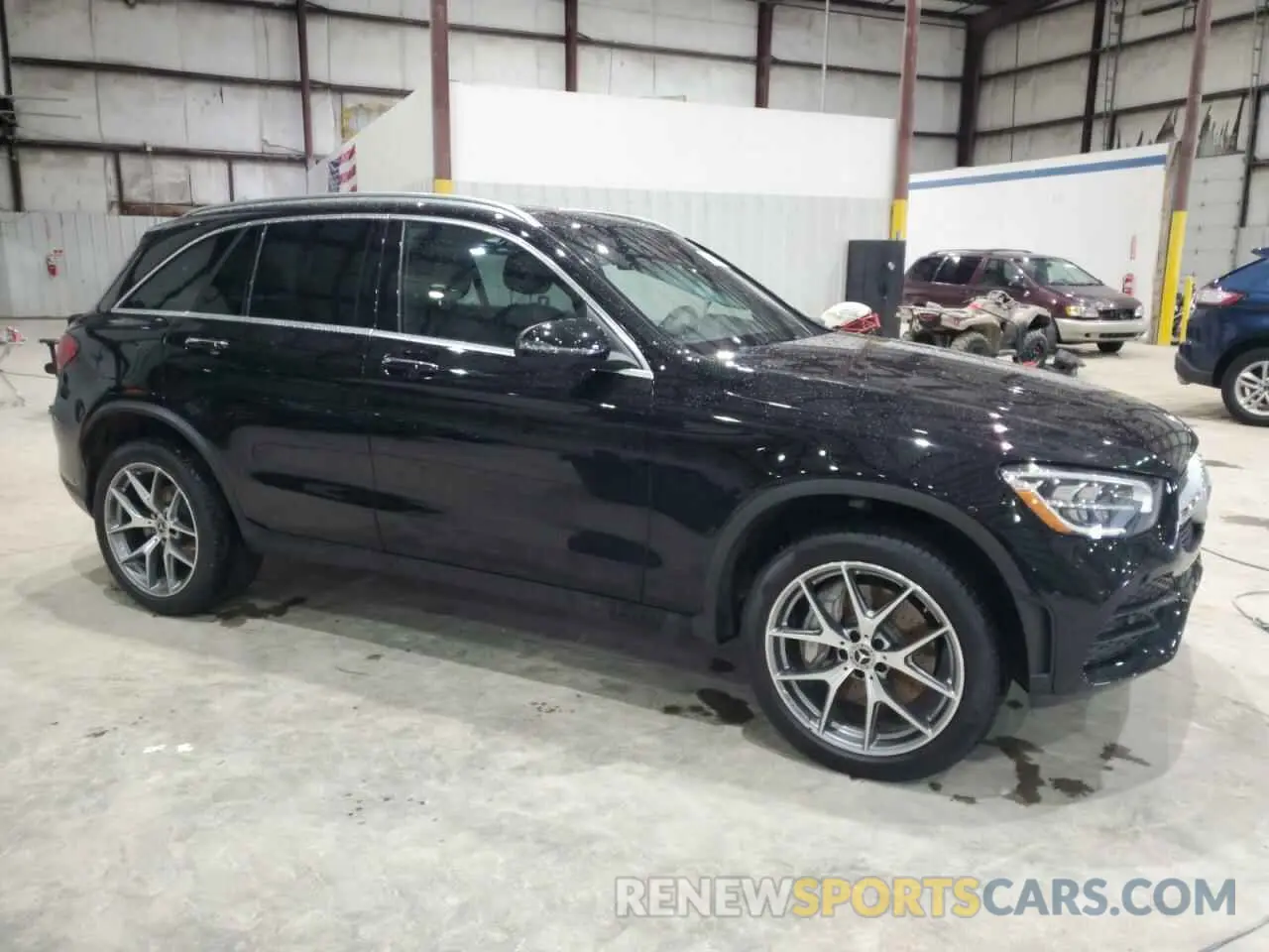 4 Photograph of a damaged car W1N0G8EB2NG119373 MERCEDES-BENZ GLC-CLASS 2022