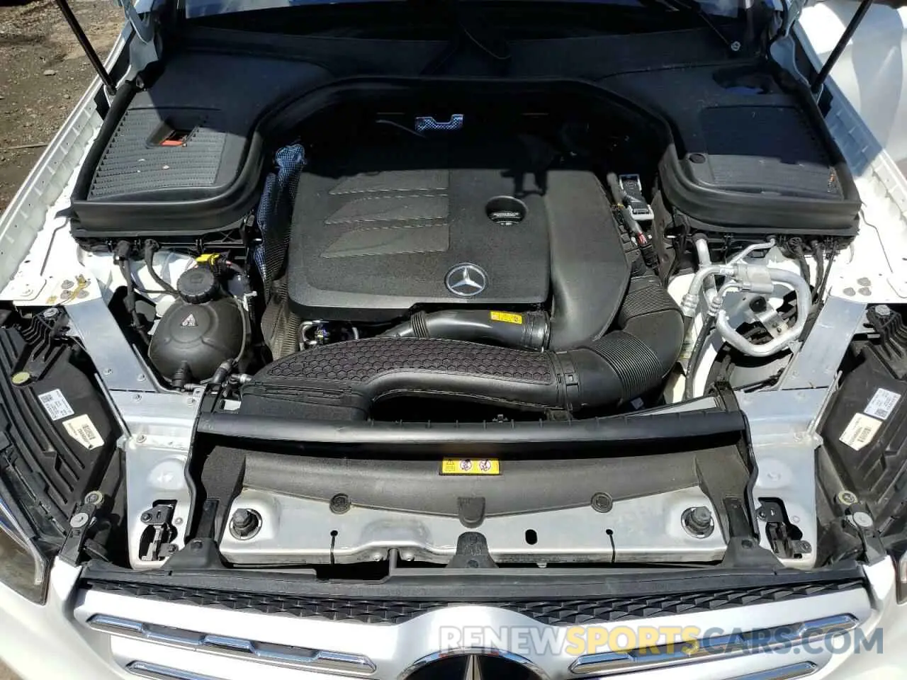 12 Photograph of a damaged car W1N0G8EB5NG118377 MERCEDES-BENZ GLC-CLASS 2022