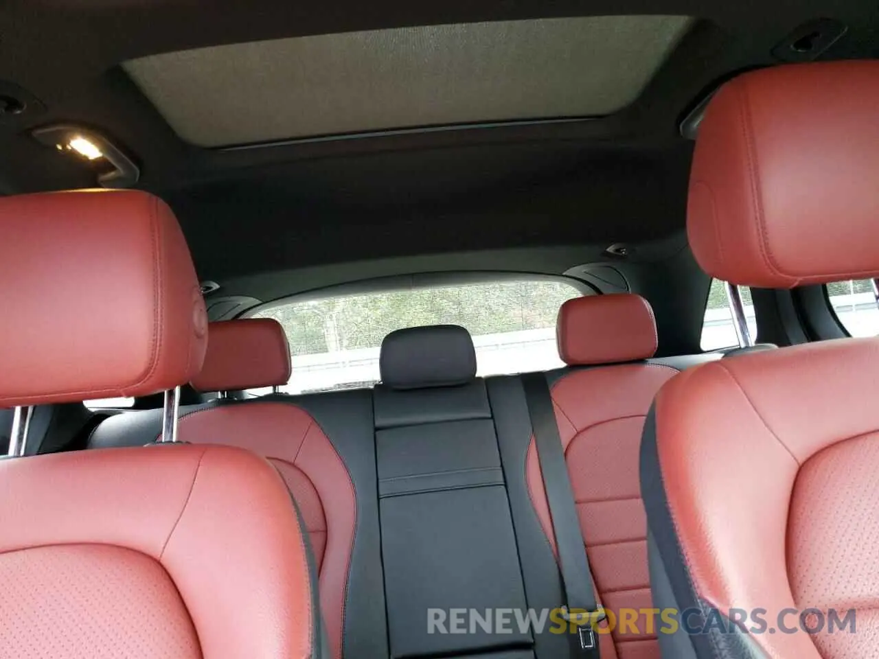 10 Photograph of a damaged car W1N0G8EB5NV368536 MERCEDES-BENZ GLC-CLASS 2022