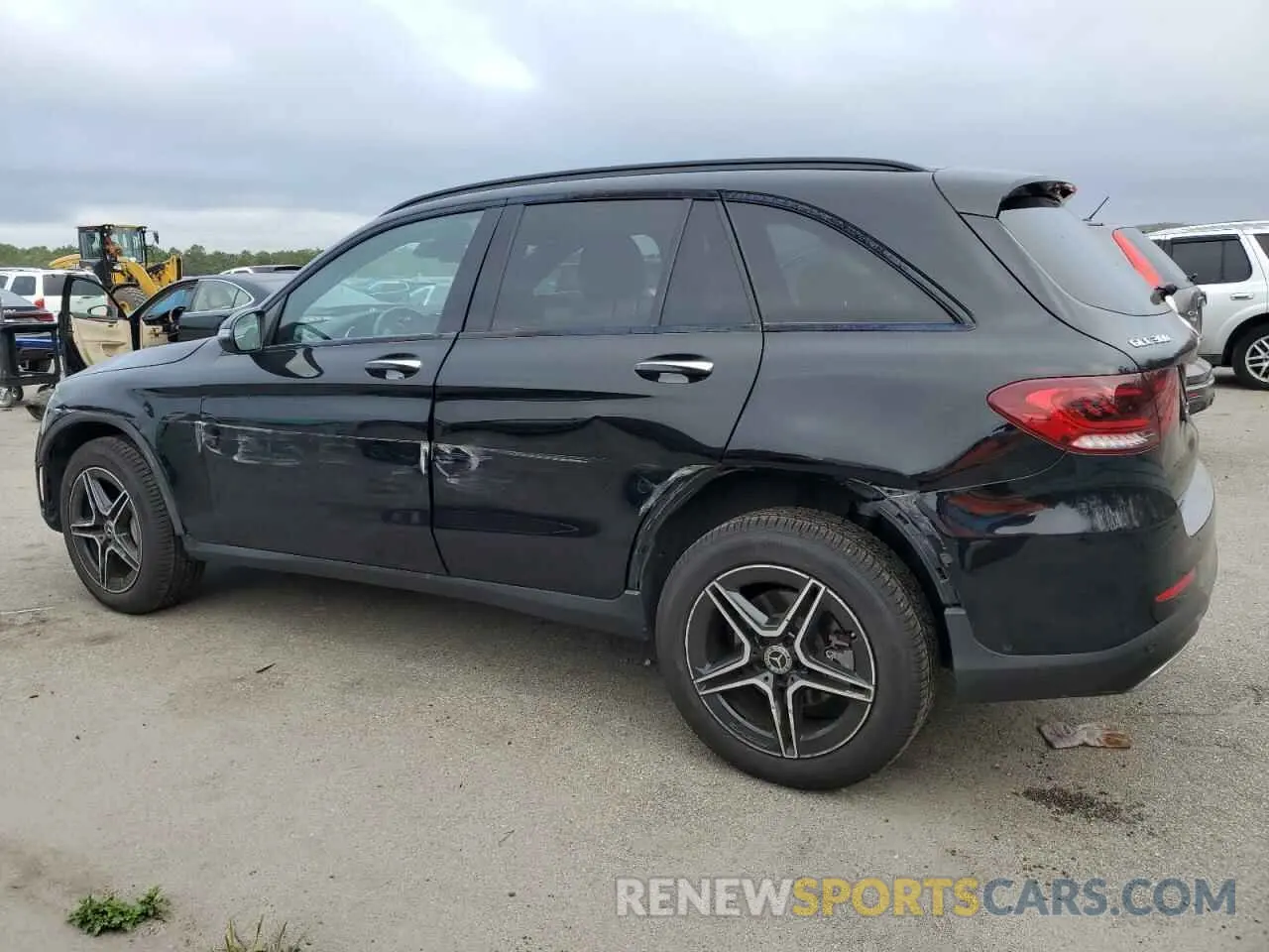 2 Photograph of a damaged car W1N0G8EB5NV368536 MERCEDES-BENZ GLC-CLASS 2022