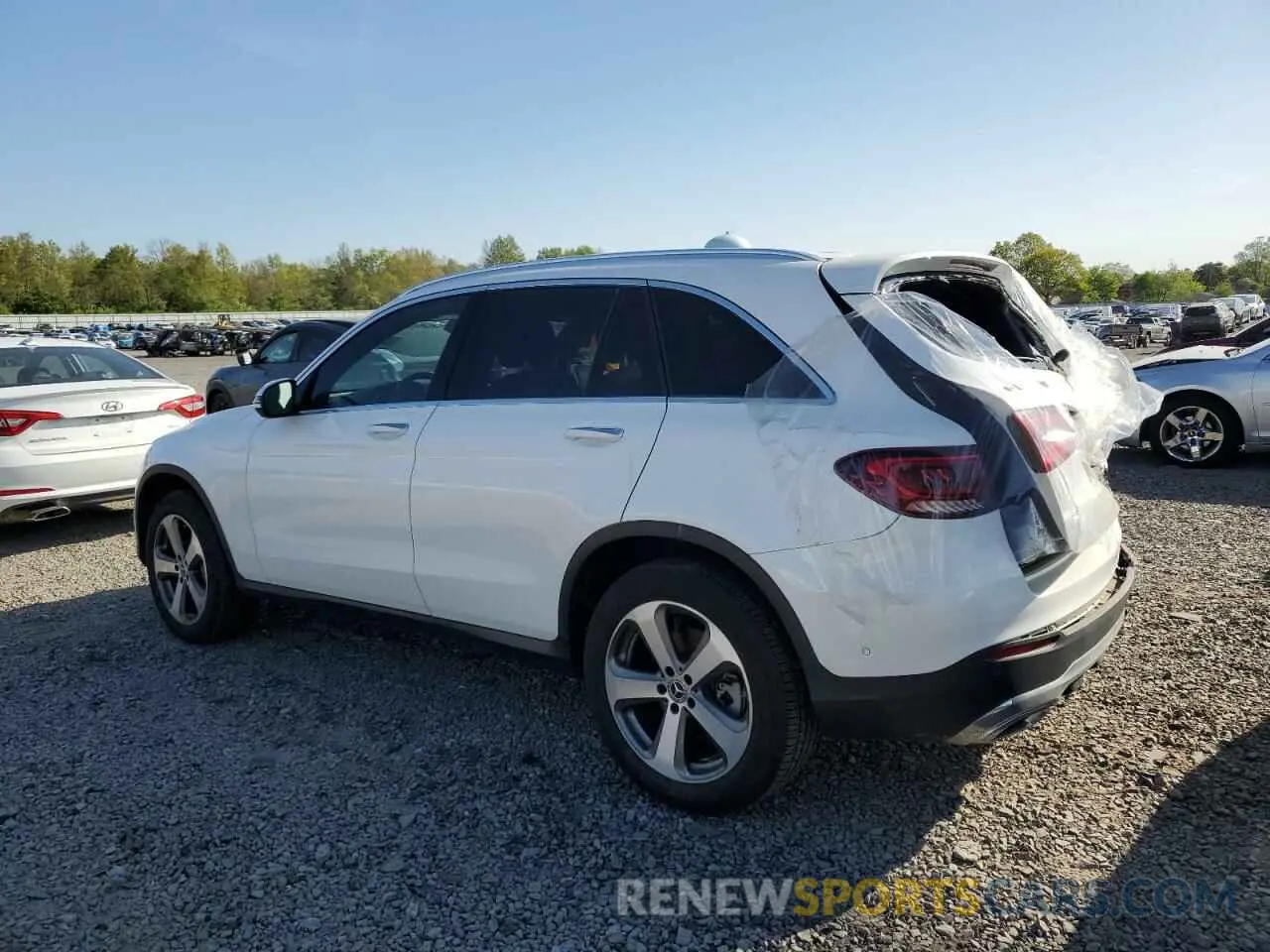 2 Photograph of a damaged car W1N0G8EB6NG109347 MERCEDES-BENZ GLC-CLASS 2022