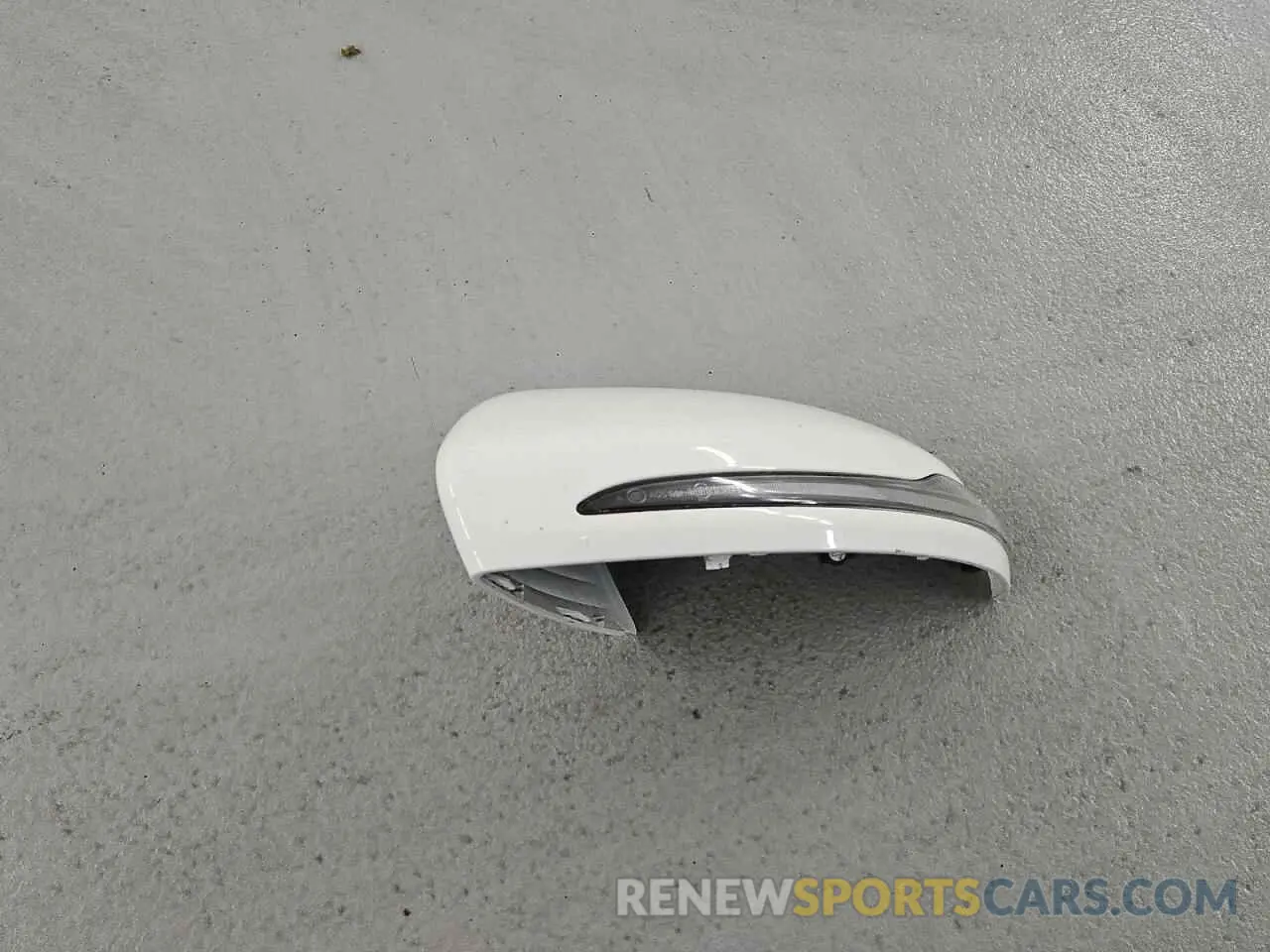 13 Photograph of a damaged car W1N0G8EB6NV390495 MERCEDES-BENZ GLC-CLASS 2022