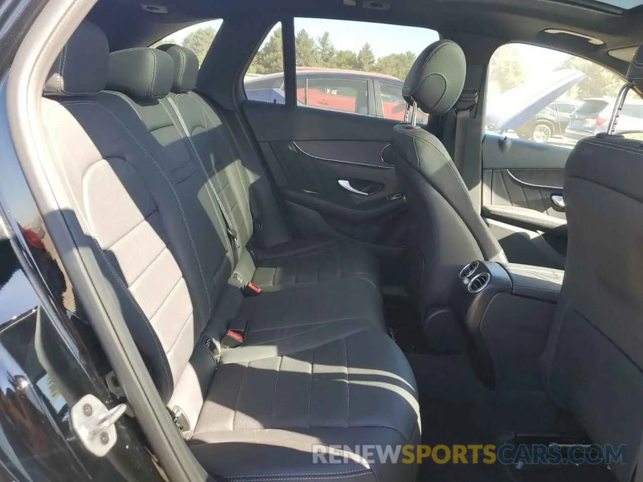 10 Photograph of a damaged car W1N0G8EB7NV397178 MERCEDES-BENZ GLC-CLASS 2022