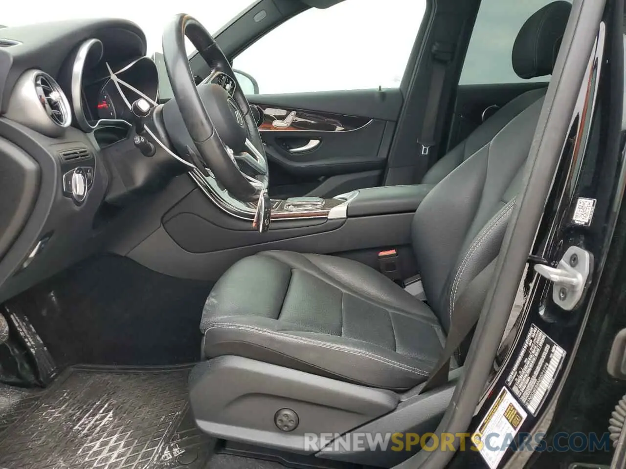 7 Photograph of a damaged car W1N0G8EB8NG071779 MERCEDES-BENZ GLC-CLASS 2022