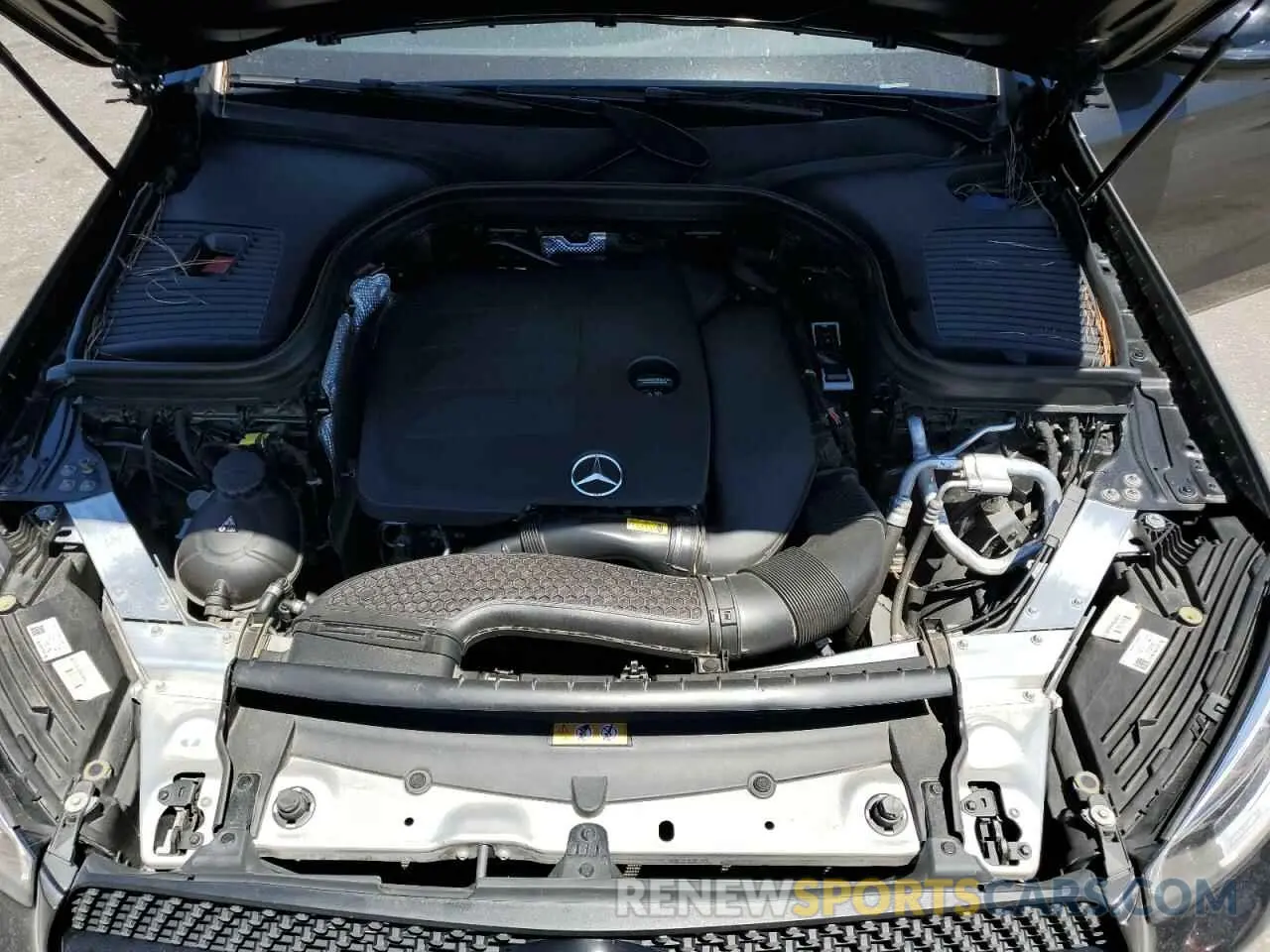 12 Photograph of a damaged car W1N0G8EB8NG118633 MERCEDES-BENZ GLC-CLASS 2022