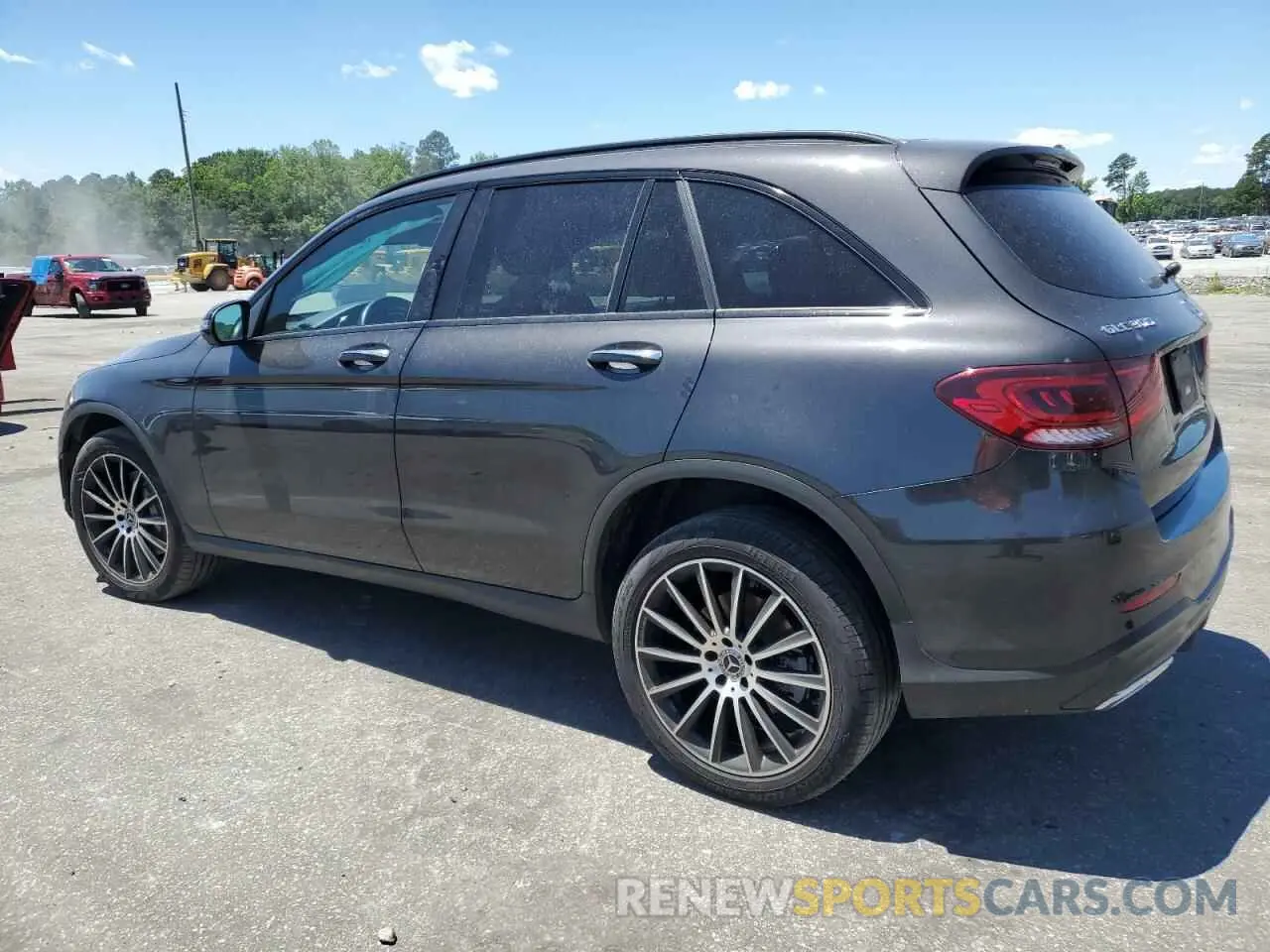 2 Photograph of a damaged car W1N0G8EB8NG118633 MERCEDES-BENZ GLC-CLASS 2022