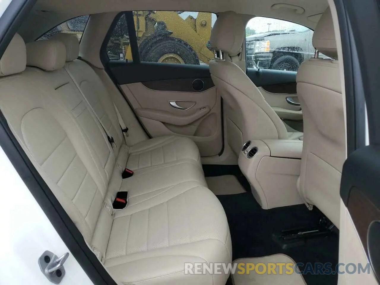 11 Photograph of a damaged car W1N0G8EB9NV383525 MERCEDES-BENZ GLC-CLASS 2022