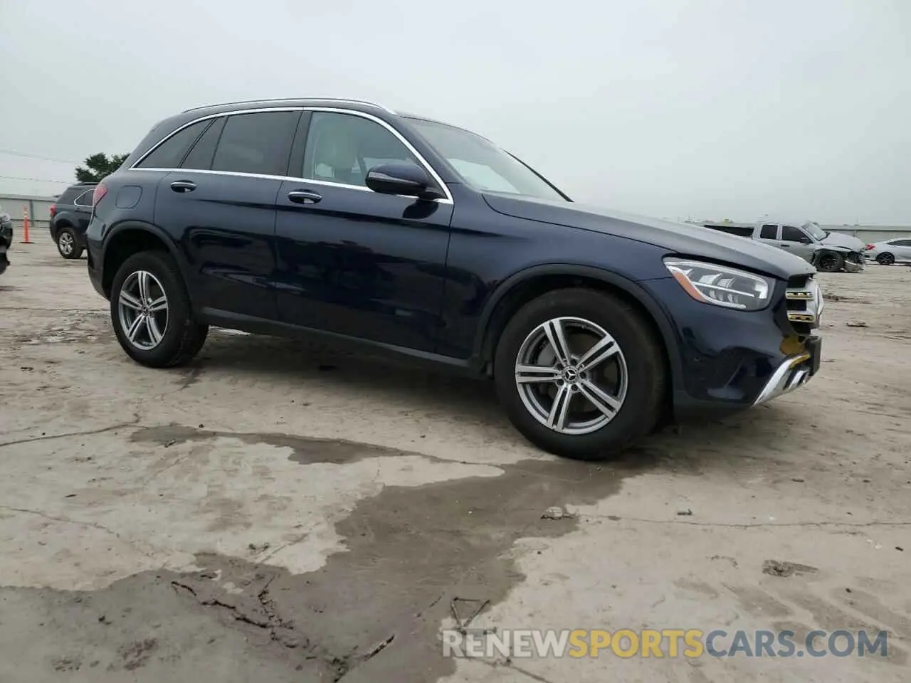 4 Photograph of a damaged car W1N0G8EBXNG059696 MERCEDES-BENZ GLC-CLASS 2022