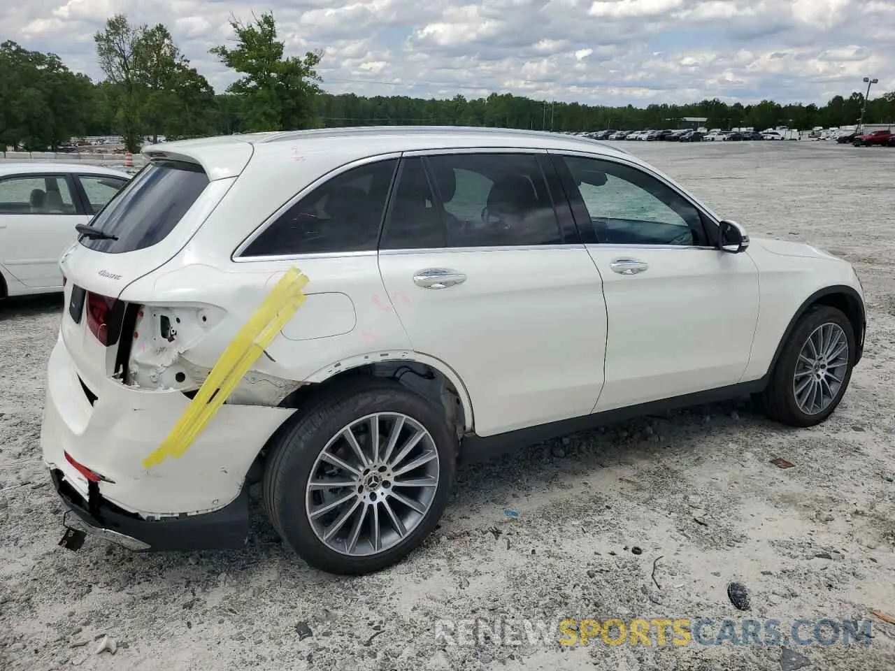 3 Photograph of a damaged car W1N0G8EBXNV365387 MERCEDES-BENZ GLC-CLASS 2022