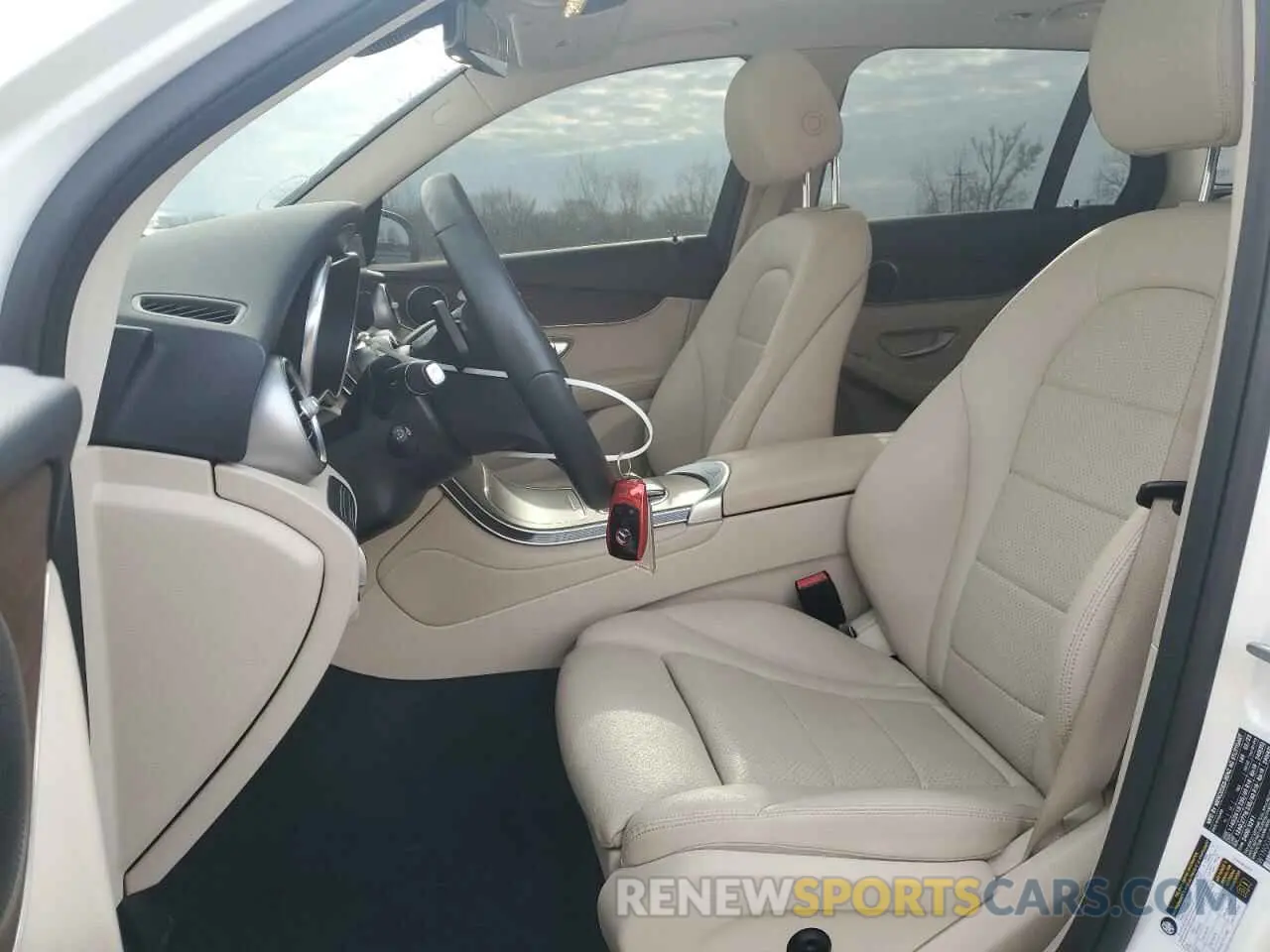 7 Photograph of a damaged car W1N0G8EBXNV368175 MERCEDES-BENZ GLC-CLASS 2022
