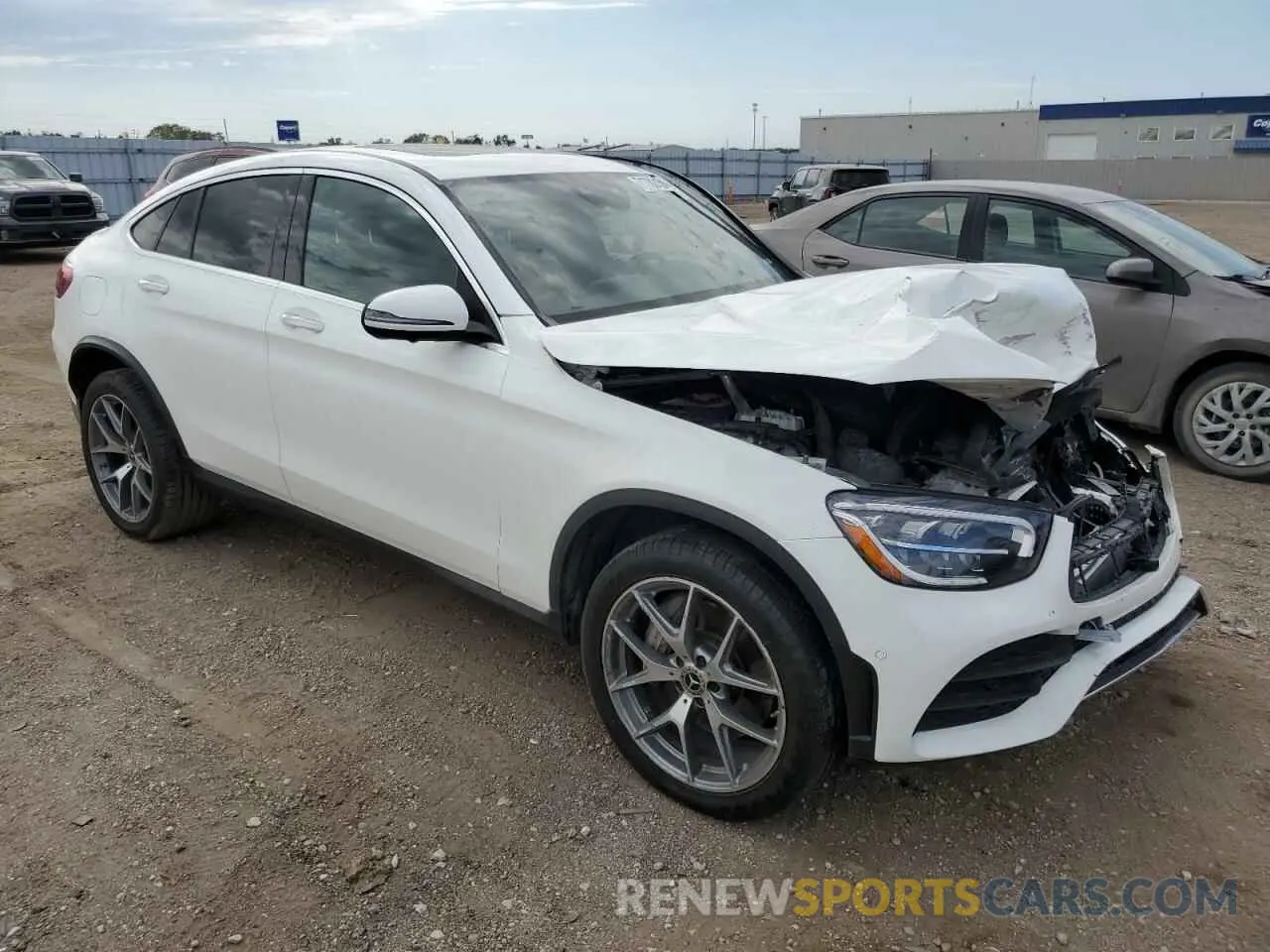 4 Photograph of a damaged car W1N0J8EB0NG018043 MERCEDES-BENZ GLC-CLASS 2022