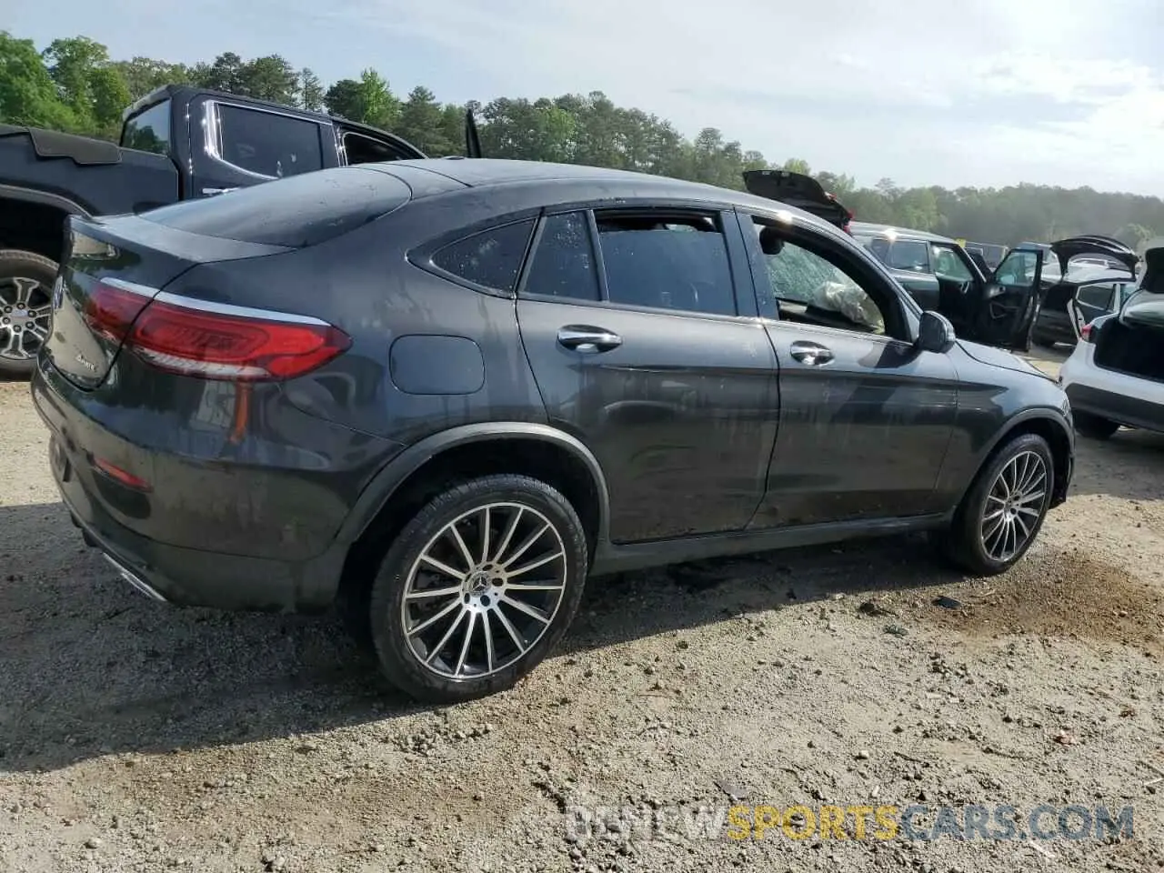 3 Photograph of a damaged car W1N0J8EB2NG029223 MERCEDES-BENZ GLC-CLASS 2022