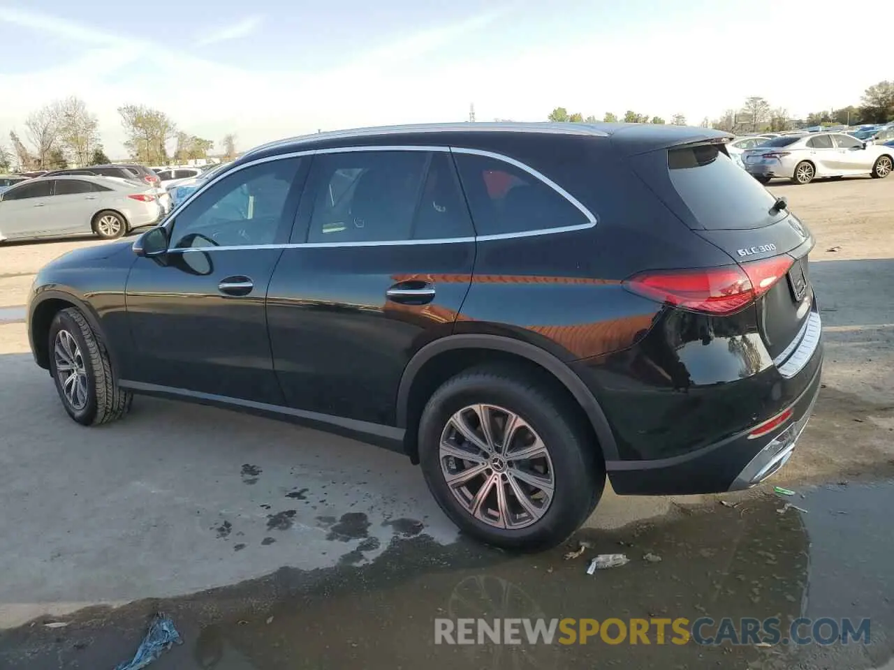 2 Photograph of a damaged car W1NKM4GB5PF052123 MERCEDES-BENZ GLC-CLASS 2023